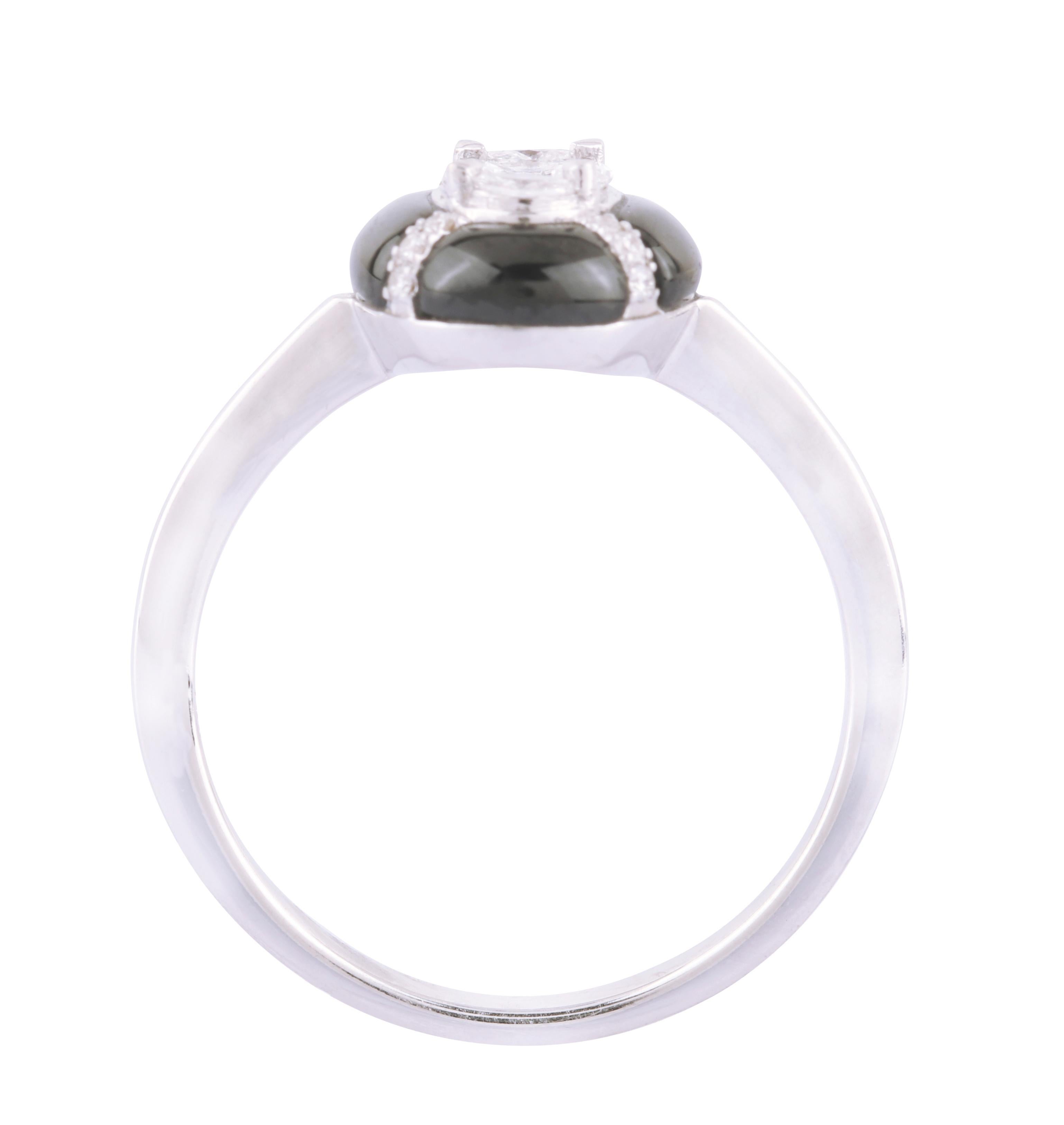 Women's 18 Karat White Gold 1.70 Carat Diamond and Black Onyx Engagement Ring For Sale