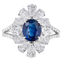 18 Karat White Gold 1.86 Carat Sapphire and Diamond Cluster Ring