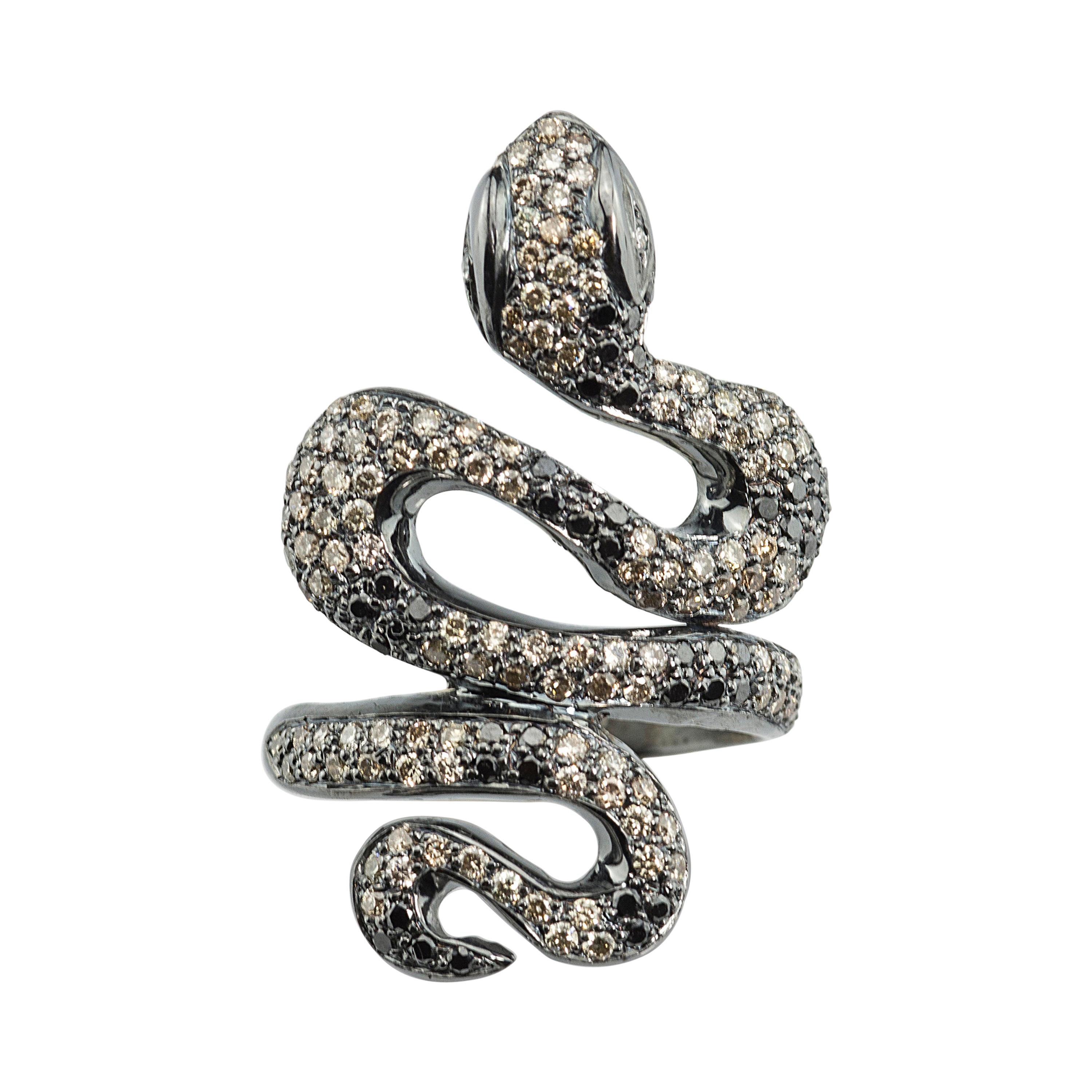 18 Karat White Gold 1, 90 Karat Brown & Black Diamonds Snake Cocktail Design Ring