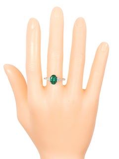 18 Karat White Gold 2.20 Carat Natural Emerald and Diamond Ring