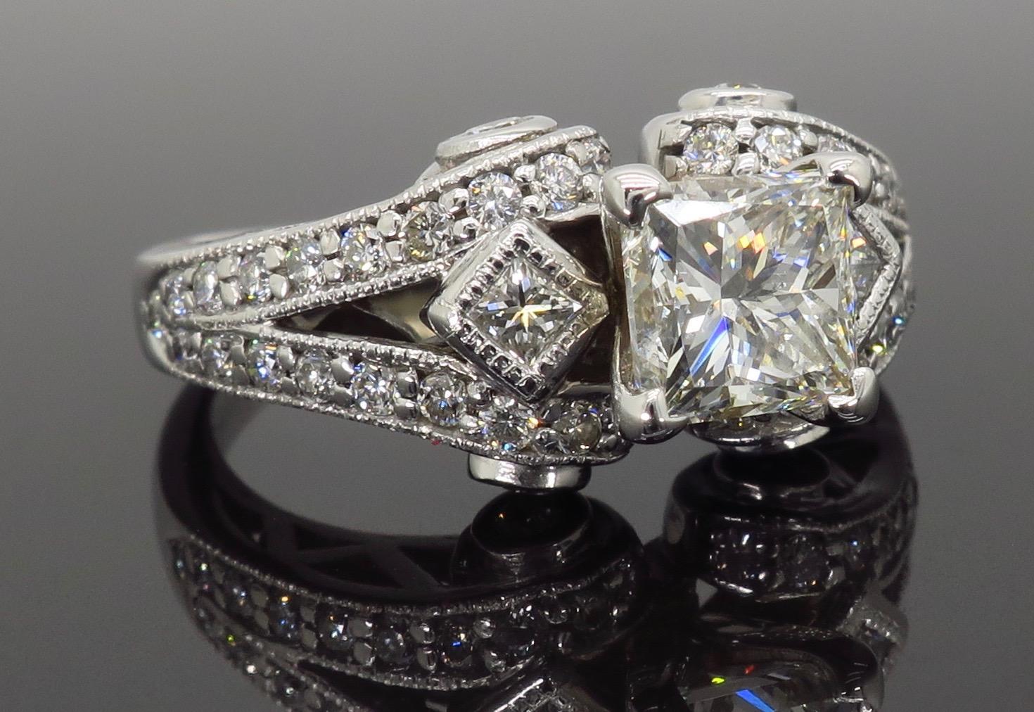 18 Karat White Gold 2.32 Carat Princess Cut Diamond Engagement Ring 4