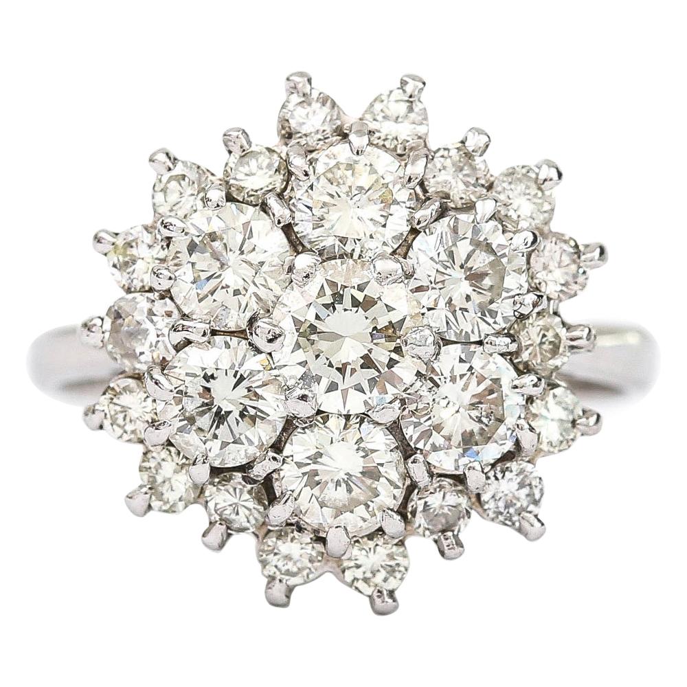 18 Karat White Gold 2.40 Carat Diamond Cluster Engagement Ring, I/J Color, VS1 