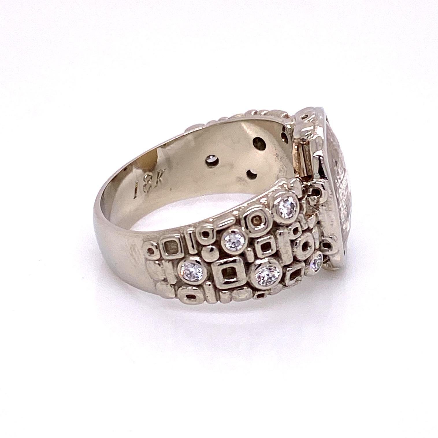 Contemporary 18 Karat White Gold 2.41 Carat Rose Cut Diamond Ring with White Diamonds For Sale