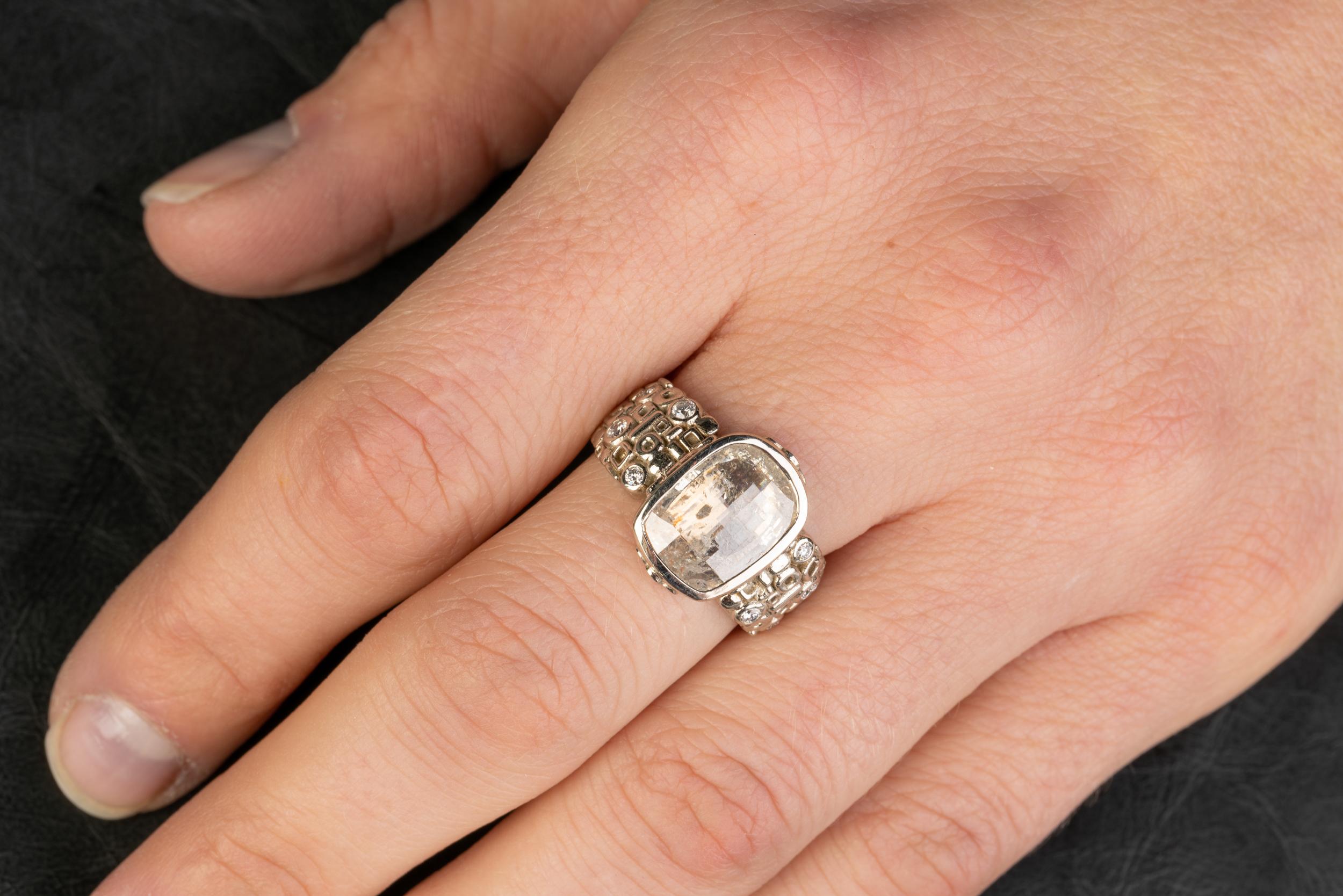 18 Karat White Gold 2.41 Carat Rose Cut Diamond Ring with White Diamonds For Sale 1