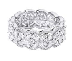18 Karat White Gold 2.46 Carat Diamond Full-Band Engagement Ring