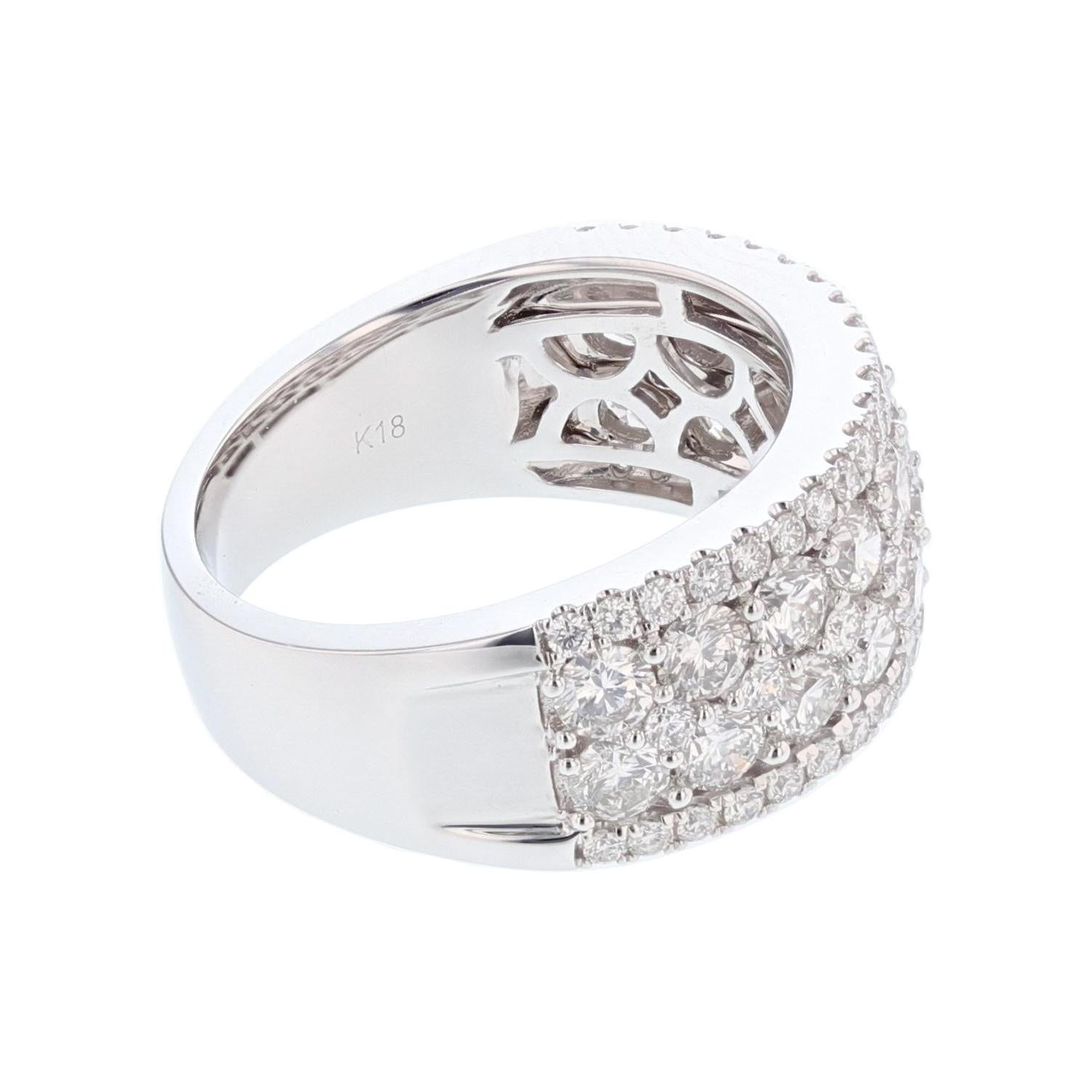 Contemporary 18 Karat White Gold 2.50 Carat Round Diamond Ring For Sale