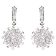 Pendants d'oreilles fantaisie en or blanc 18 carats avec diamants de 2,51 carats