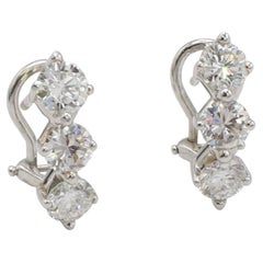 Boucles d'oreilles pendantes en or blanc 18 carats avec diamant naturel de 2,70 carats