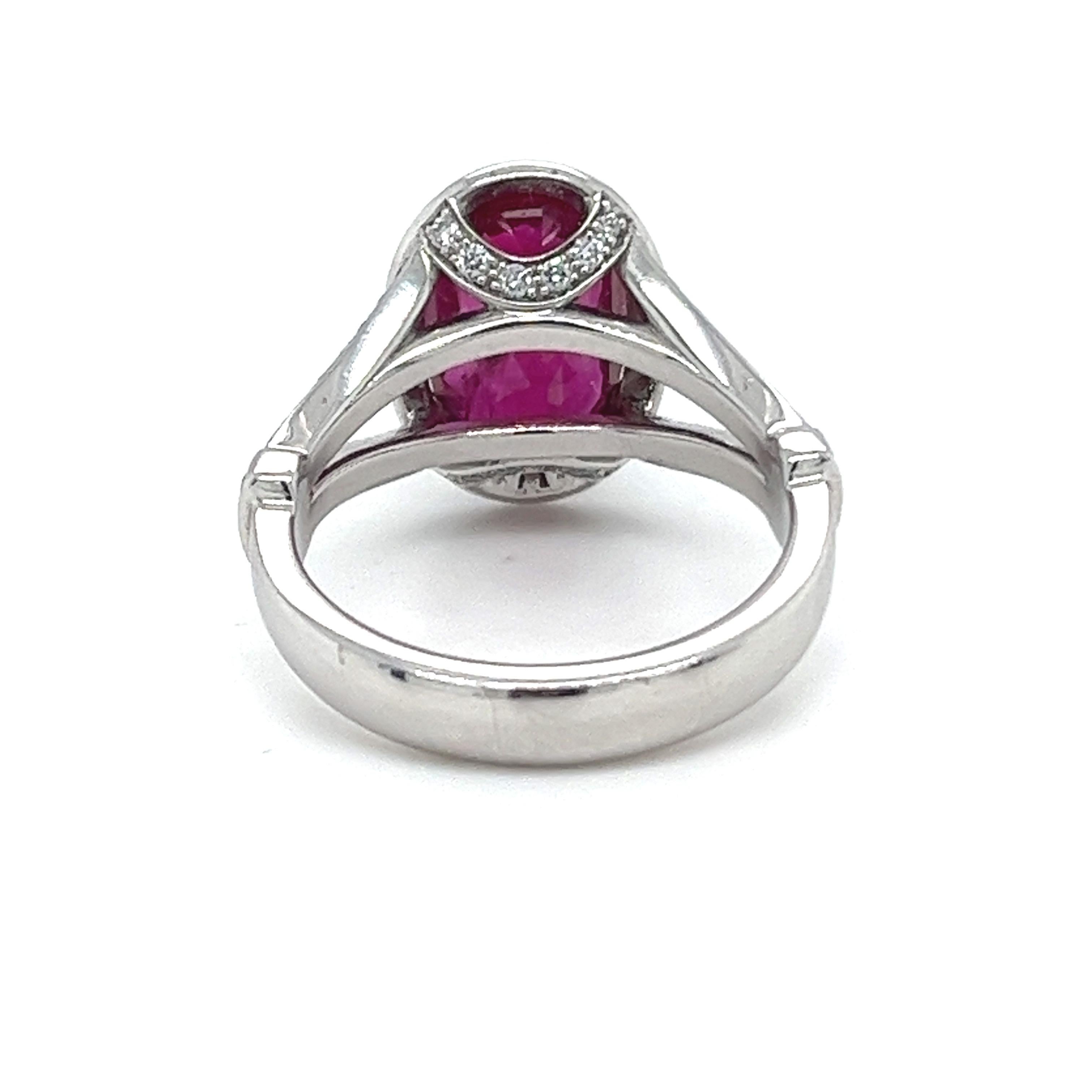 Oval Cut 18 Karat White Gold 2.75 Carats Ruby and Diamond Engagement Ring For Sale