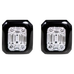 18 Karat White Gold 2.85 Carat Diamond and Black Onyx Stud Earrings