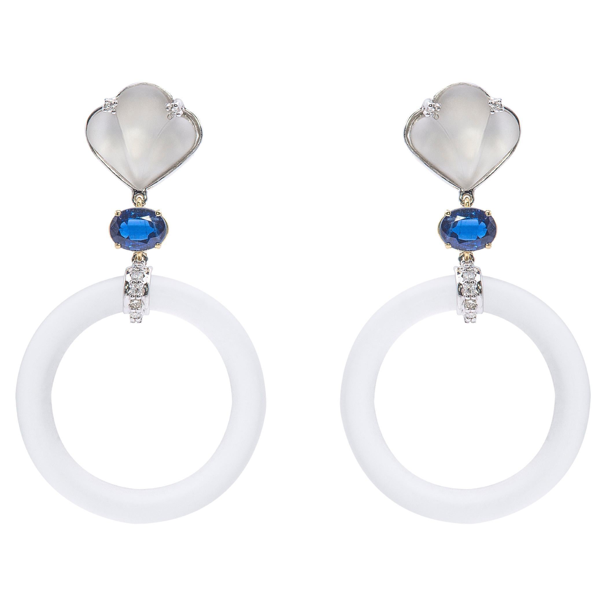 Classiques boucles d'oreilles en or blanc 18 carats avec Kyanite bleue de 0,06 carat et diamants blancs