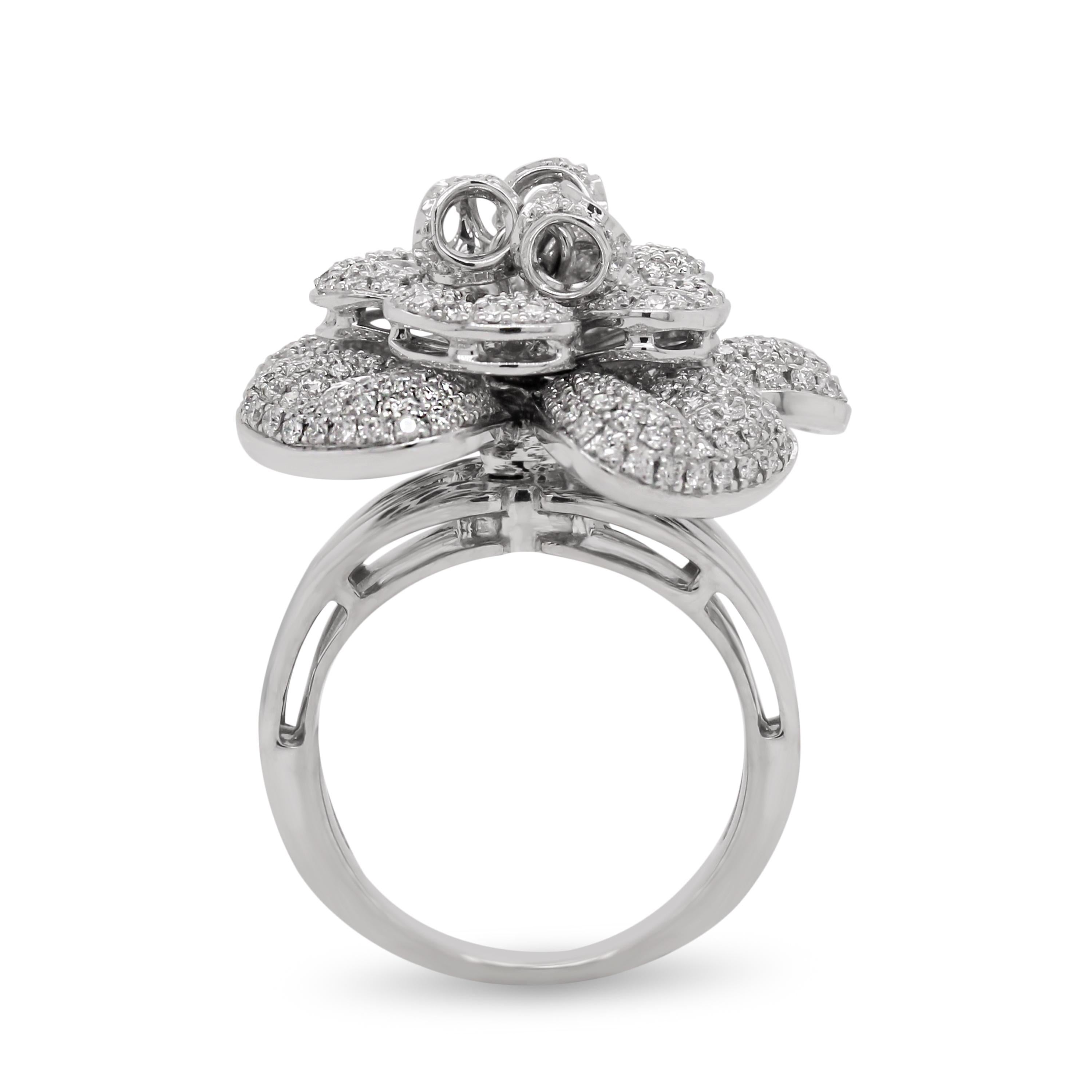 18 Karat White Gold 3 Carat Diamond Three Dimensional Flower Ring

This gorgeous ring features a 3D flower center encrusted with diamonds all throughout

Apprx. 3 carat, G-H color, VS-SI clarity diamonds total weight.

Ring face is 25mm. 4.5mm band