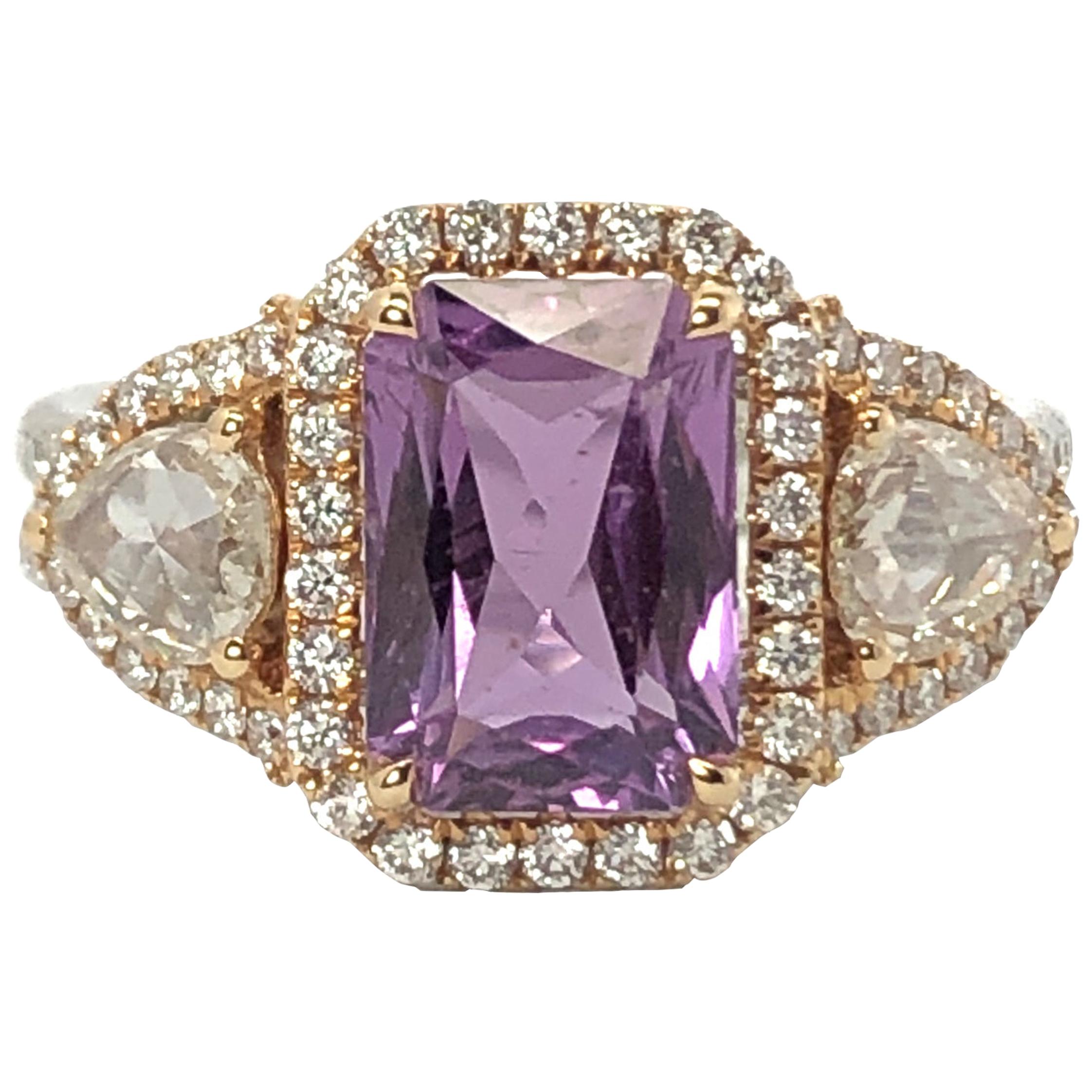 18 Karat White Gold 3.02 Carat No Heat purple Sapphire Diamond Ring