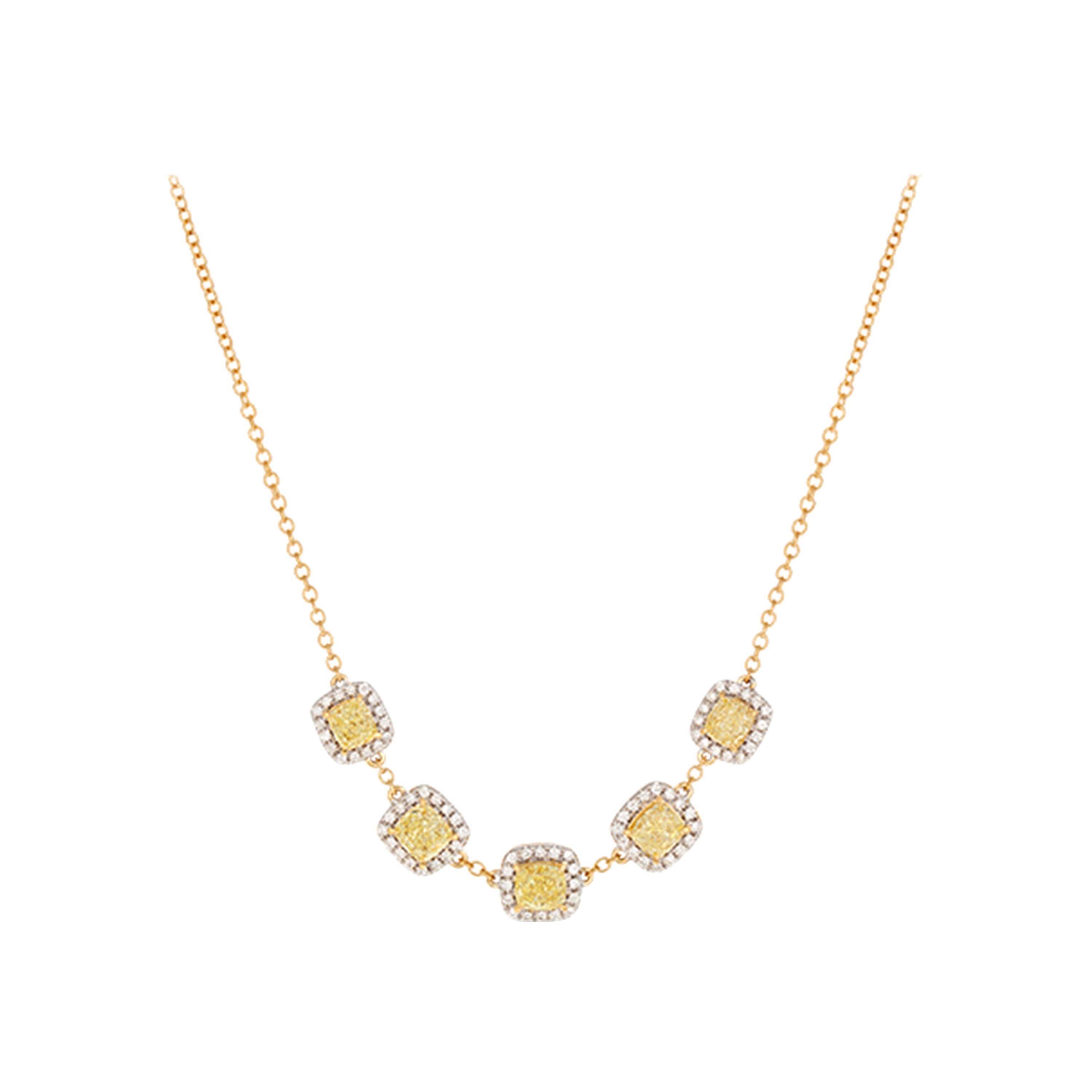 18 Karat White Gold 3.3 Karat Yellow Diamond Necklace For Sale