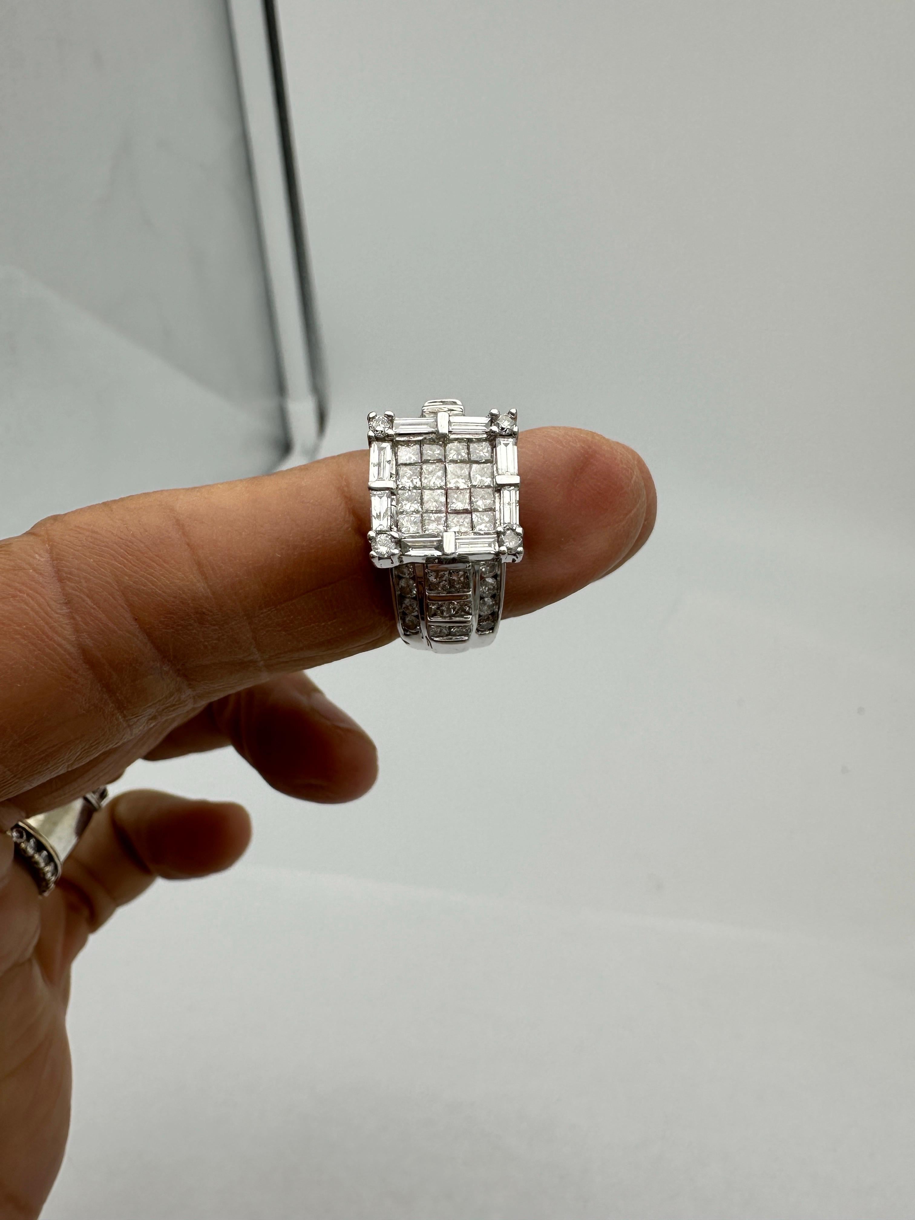 18 Karat Weißgold, 3,50 Karat Diamant-Prinzessinnenring, unsichtbarer Halo im Angebot 4