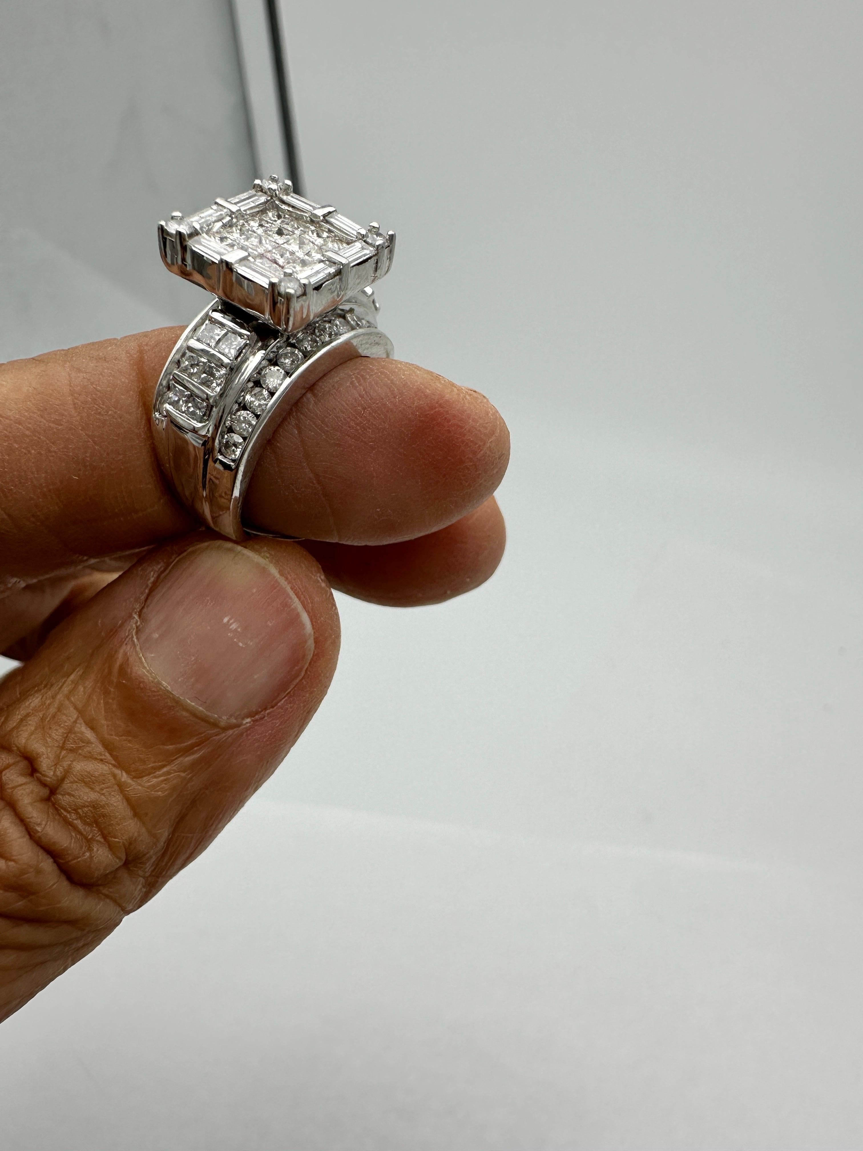 18 Karat Weißgold, 3,50 Karat Diamant-Prinzessinnenring, unsichtbarer Halo im Angebot 6