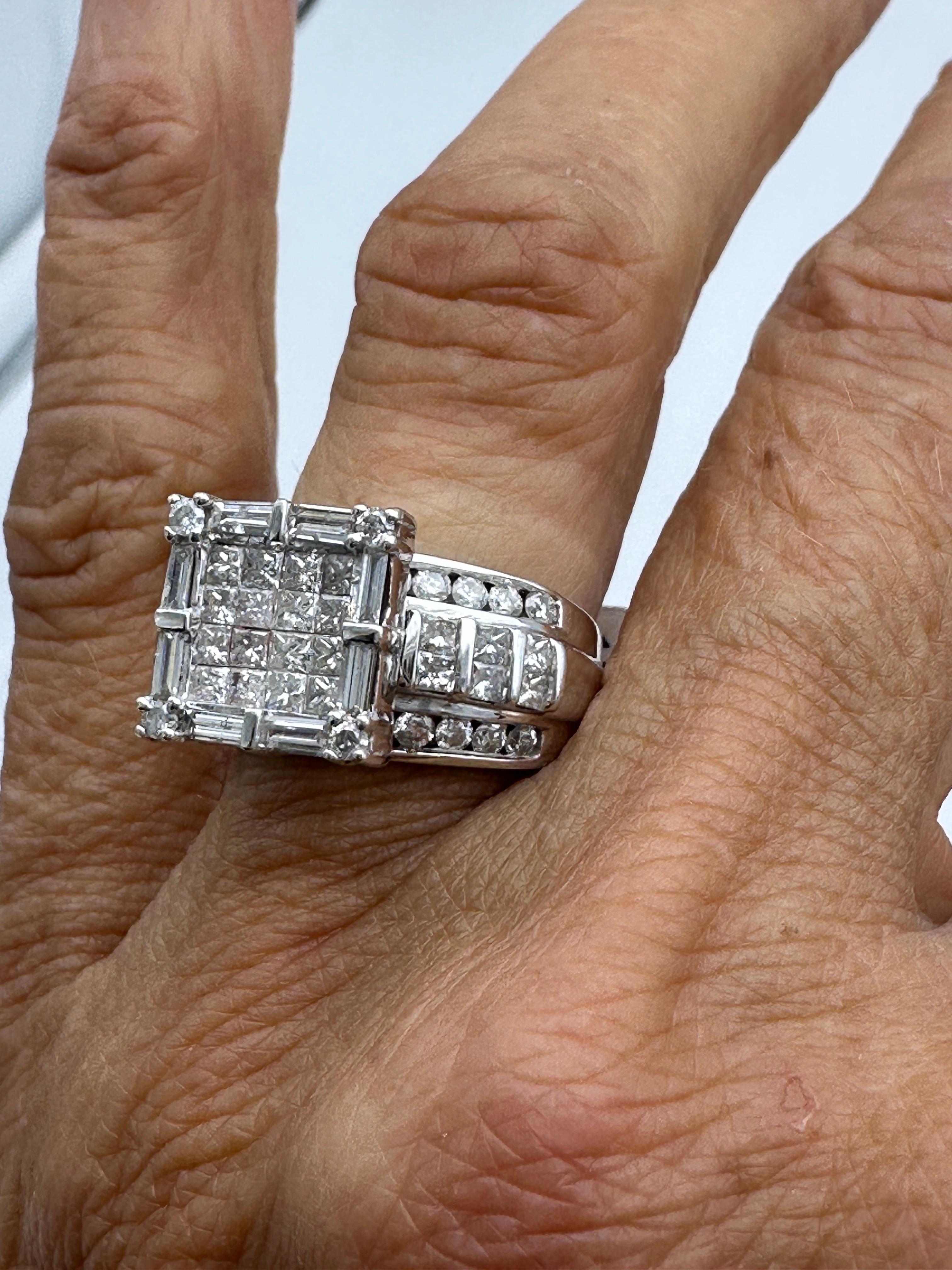 18 Karat Weißgold, 3,50 Karat Diamant-Prinzessinnenring, unsichtbarer Halo im Angebot 3