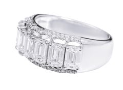 18 Karat White Gold 3.83 Carat Solitaire Emerald-Cut Diamond Half-Band Ring