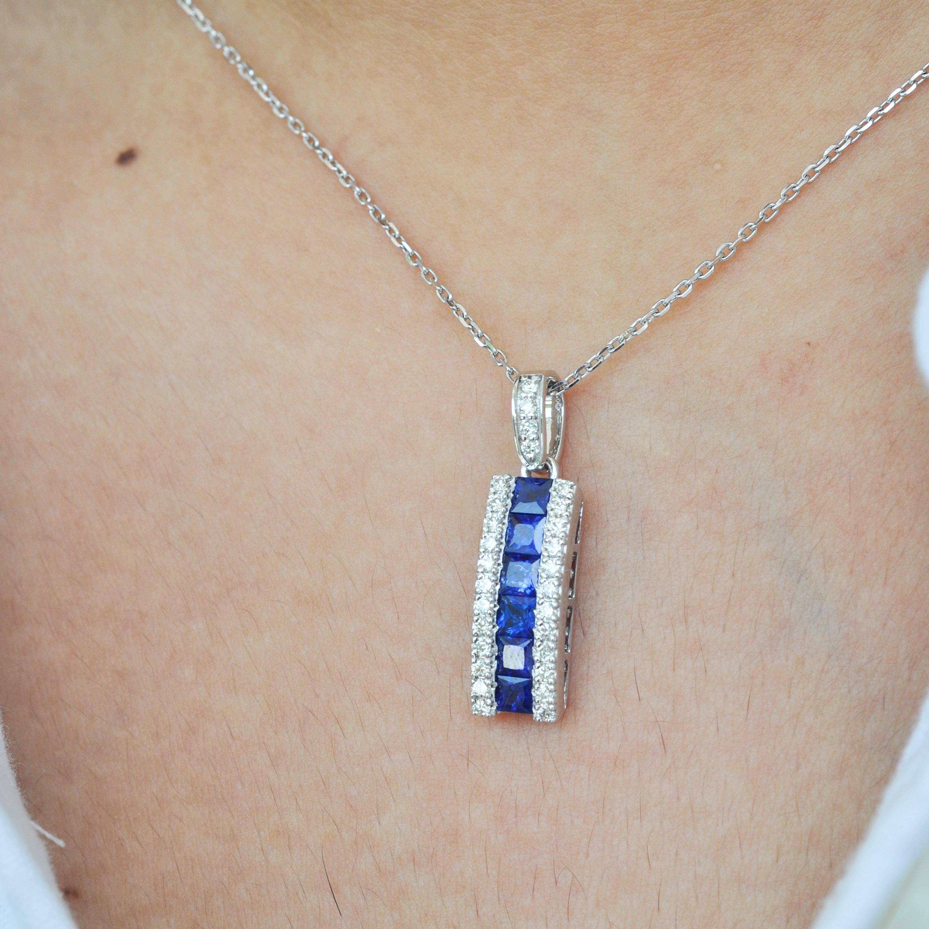18 Karat White Gold 3MM Channel Set Princess Cut Blue Sapphire Diamond Pendant In New Condition For Sale In Jaipur, Rajasthan