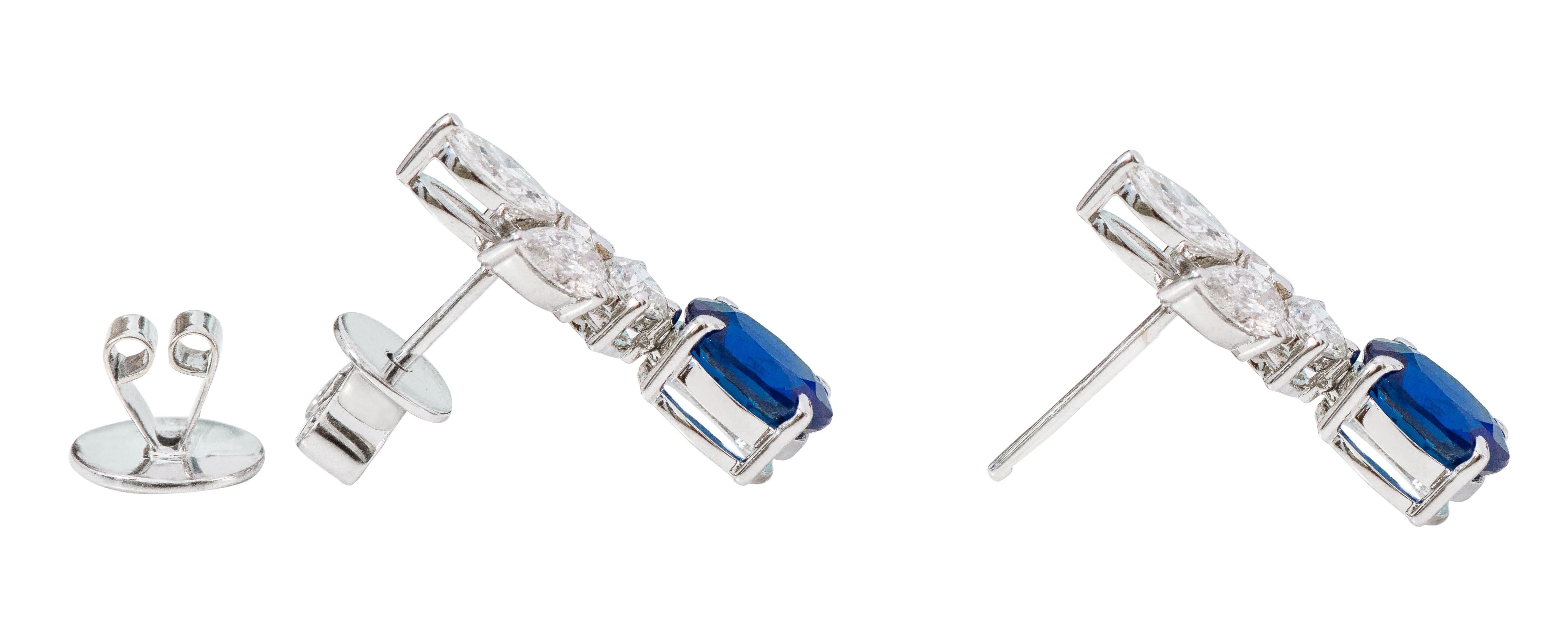 18 Karat White Gold 4.05 Carat Sapphire and Diamond Drop Earrings In New Condition For Sale In Jaipur, IN