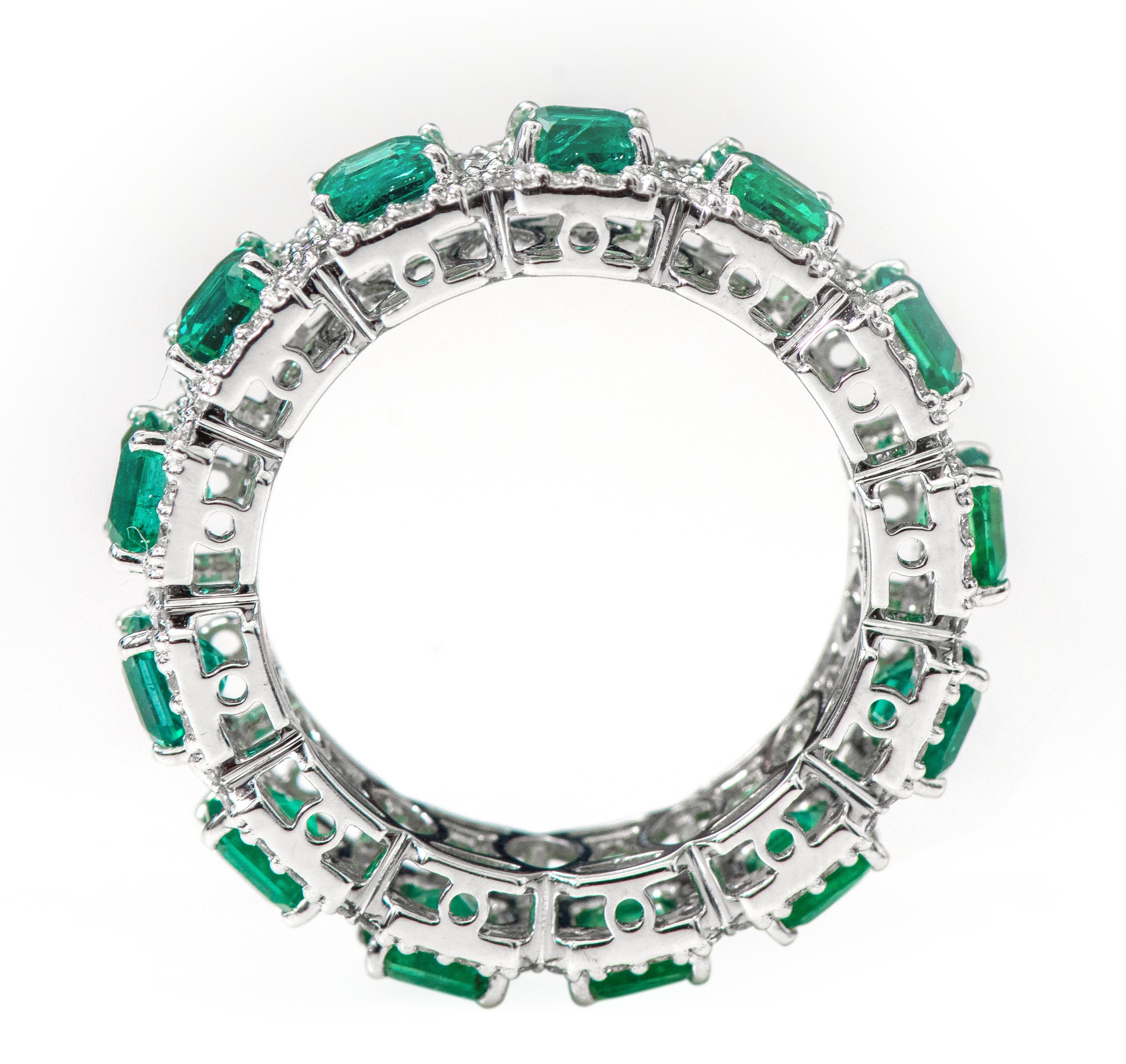 Emerald Cut 18 Karat White Gold 4.12 Carat Natural Emerald and Diamond Eternity Band Ring For Sale