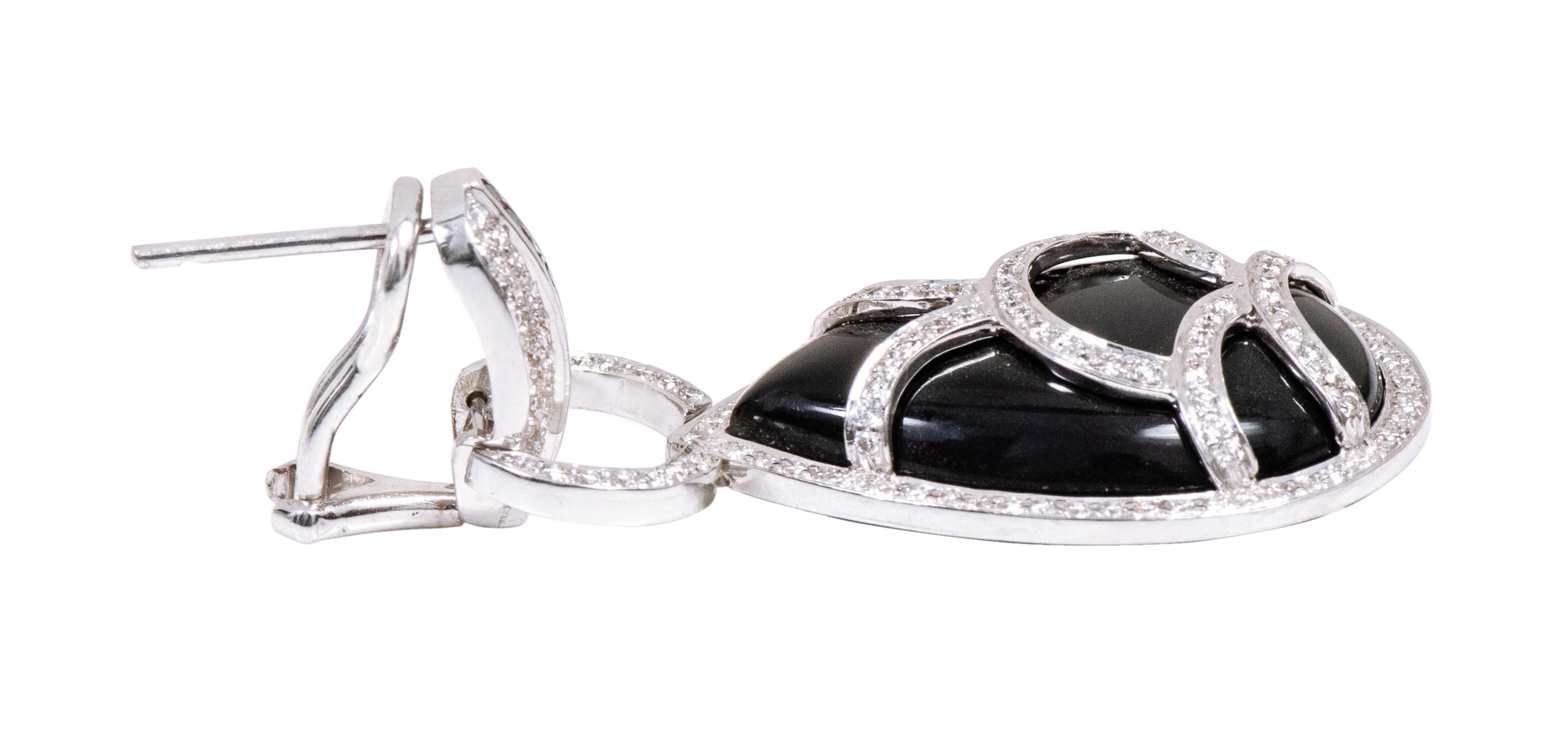 18 Karat White Gold 42.96 Carat Diamond and Black Onyx Drop Earrings For Sale 1