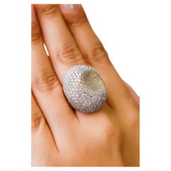 18 Karat White Gold 4.44 Carat White Round Cut Pave Diamond Cocktail Ring