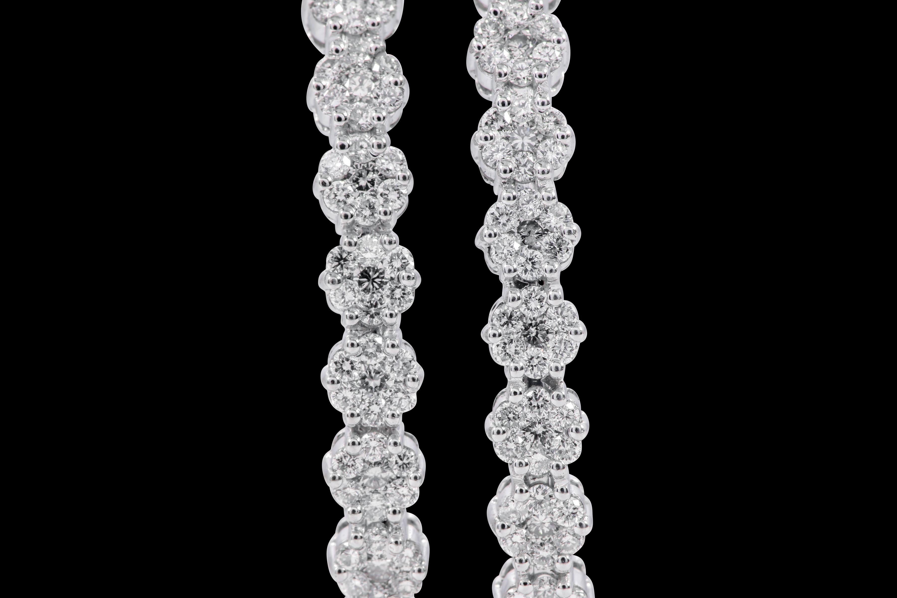 18 Karat White Gold 4.67 Carat Diamond 