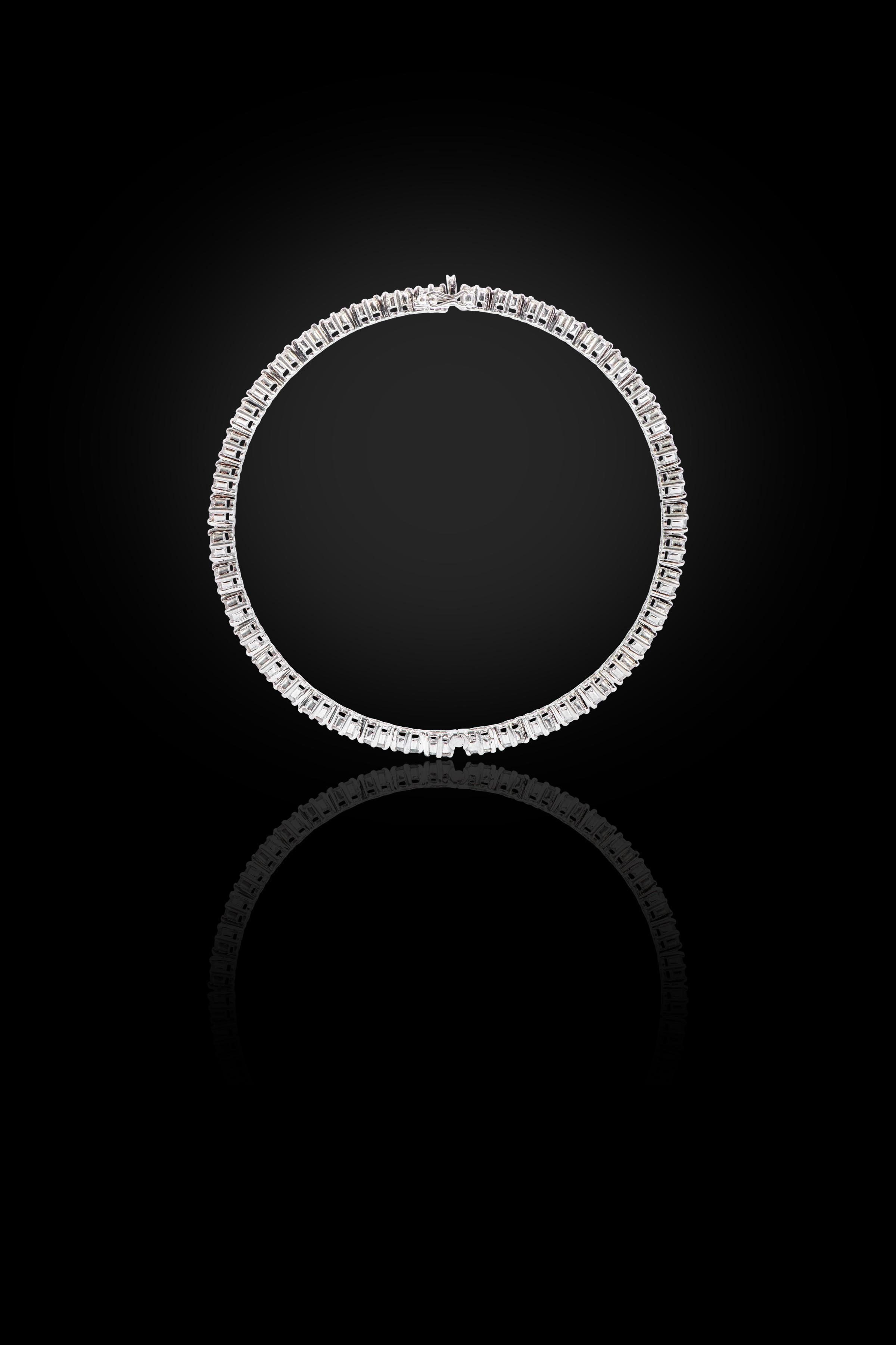 De las mujeres Pulsera brazalete de oro blanco de 18 quilates con diamantes 