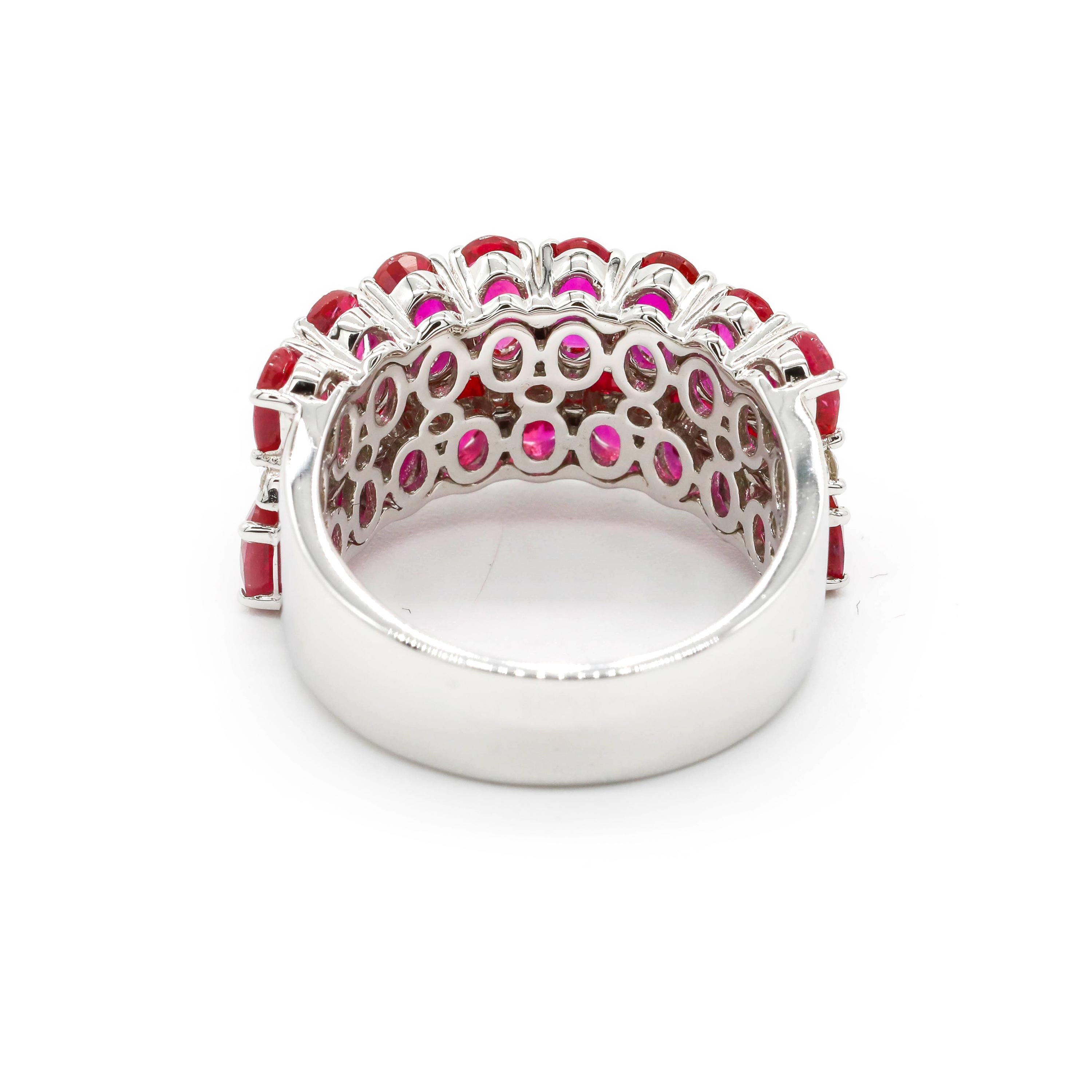 4.75 Carat Oval Cut Ruby and 0.22 Carat Diamond Pave 18K White Gold Cluster Ring In New Condition For Sale In New York, NY