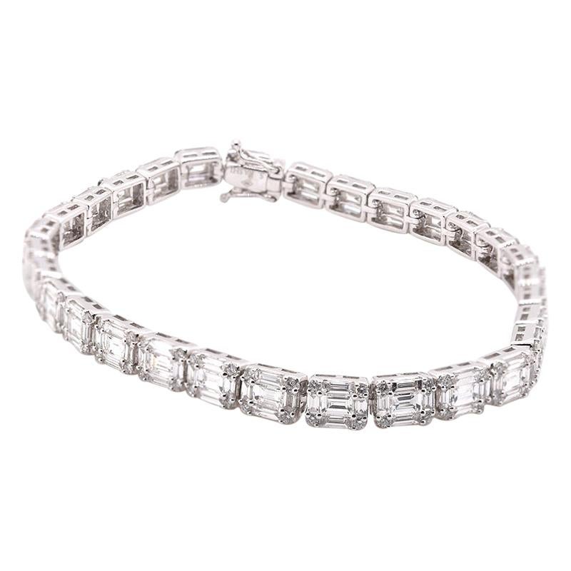 18 Karat White Gold 5.60 Carat Diamond Mosaic Tennis Bracelet