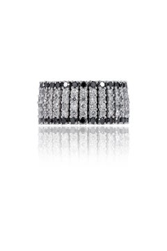 18 Karat White Gold 5.71 Carat White and Black Diamond Flexible Band Ring
