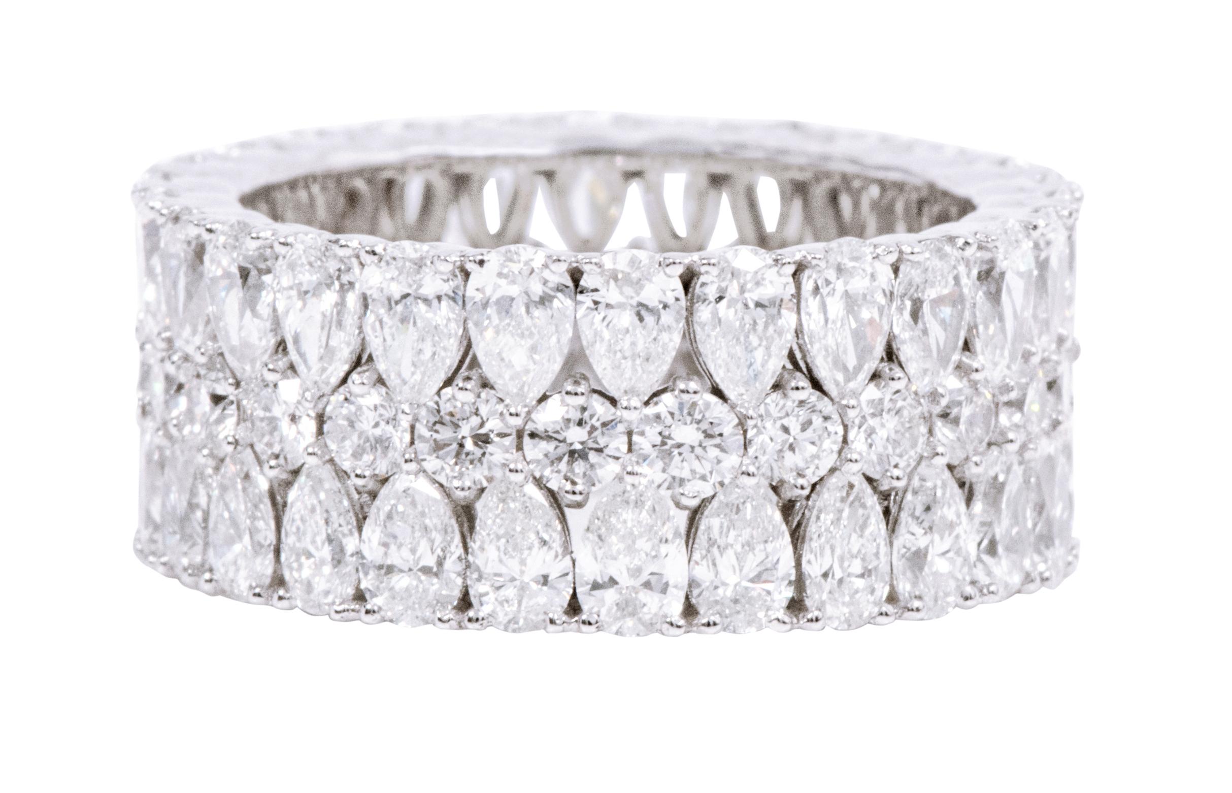 Pear Cut 18 Karat White Gold 6.62 Carat Solitaire Diamond Eternity Band Ring For Sale