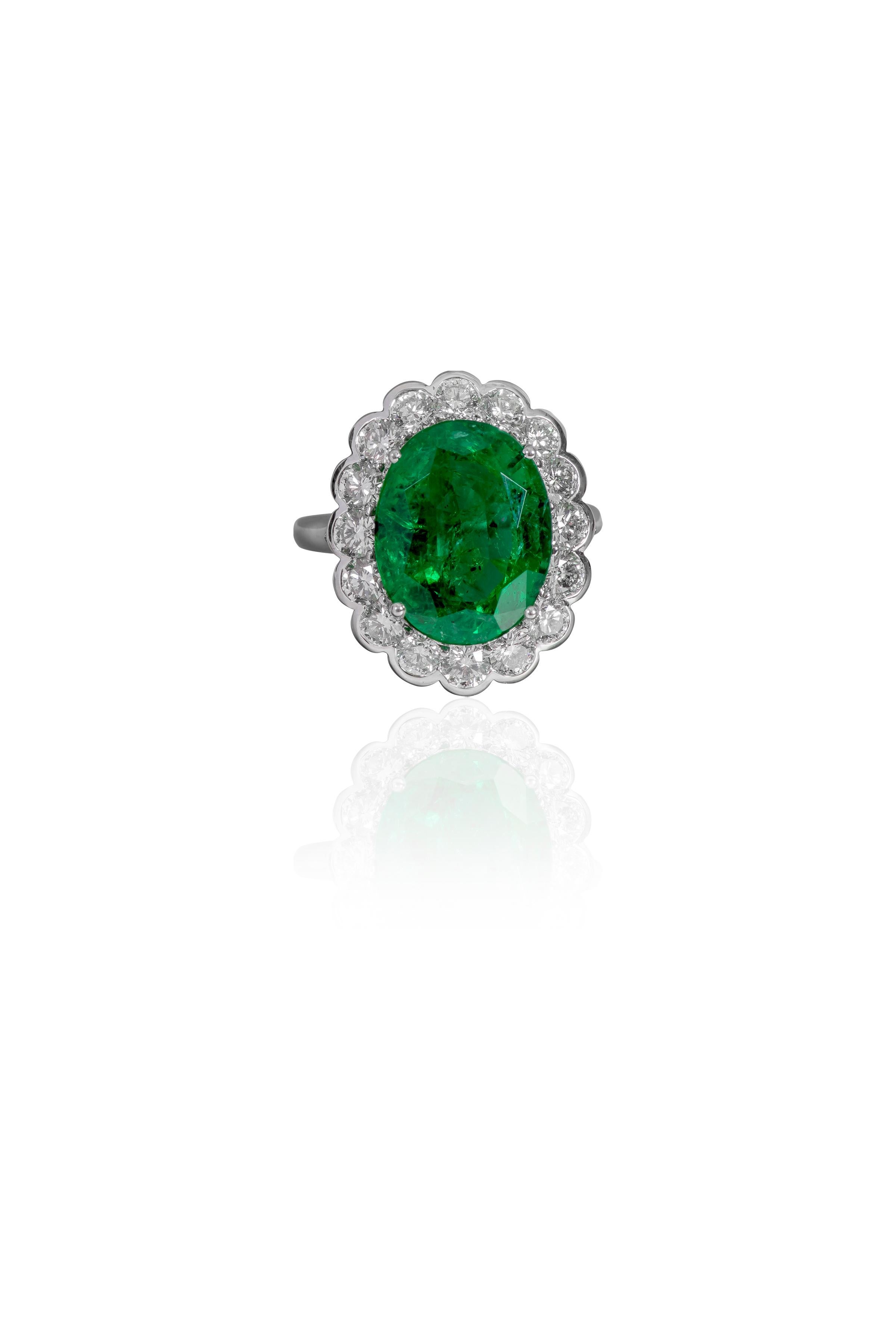 Women's 18 Karat White Gold 7.05 Carat Natural Emerald and Diamond Cluster Cocktail Ring For Sale