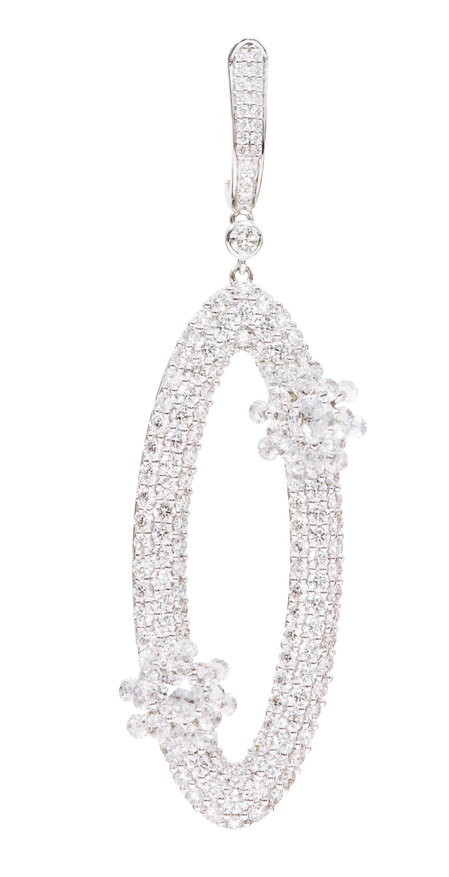 18 Karat White Gold 7.99 Carats Diamond Dangle Cocktail Earrings For Sale 1