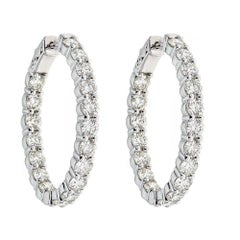 Orecchini a cerchio con diamanti tondi classici da 8 TCW in oro bianco 18 carati per matrimonio