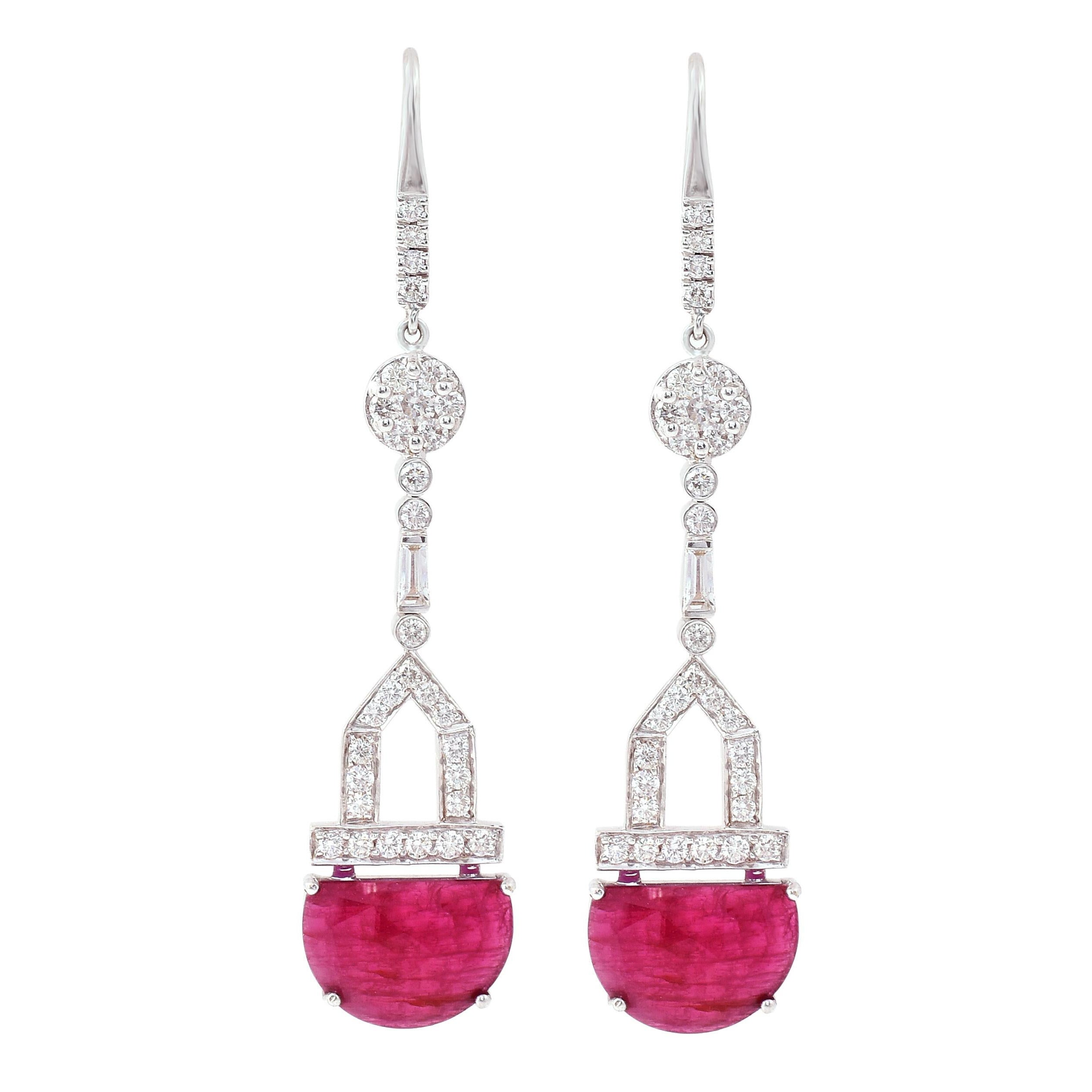Boucles d'oreilles en goutte en or blanc 18 carats, rubis de 8,72 carats et diamants, taille unique