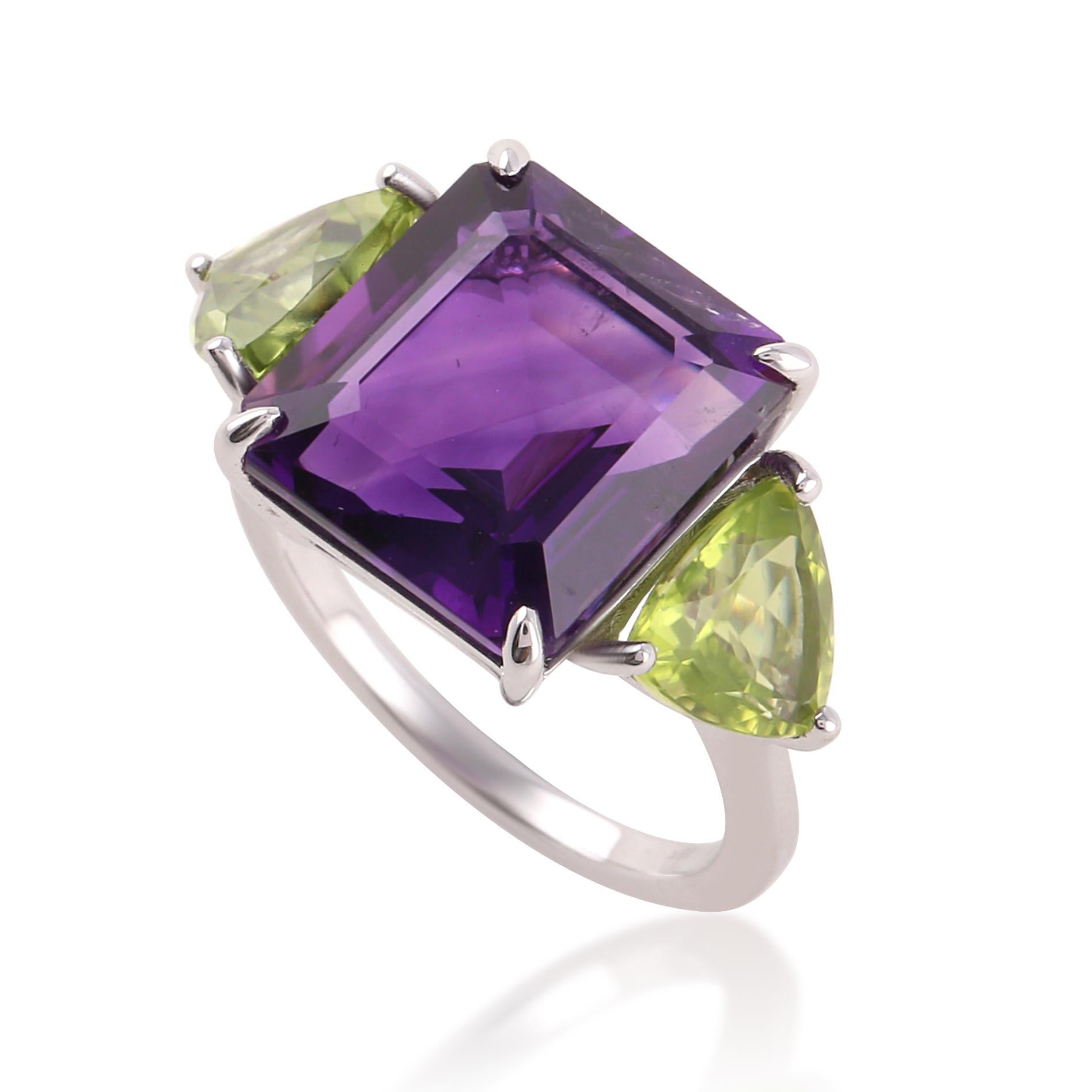 Modern 18 Karat White Gold 8.79 Carat Amethyst and Peridot Three-Stone Ring