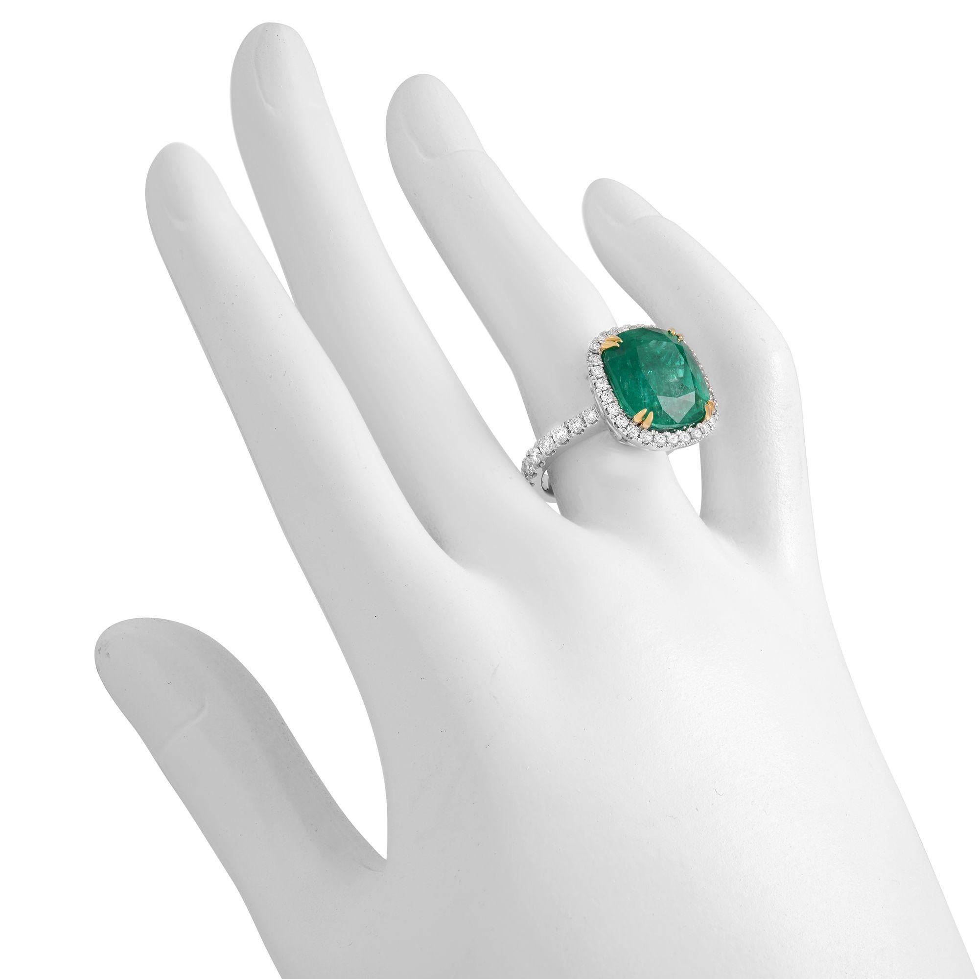 Women's 18 Karat White Gold 9.23ct Cushion Green Natural Emerald Diamond Halo Ring For Sale