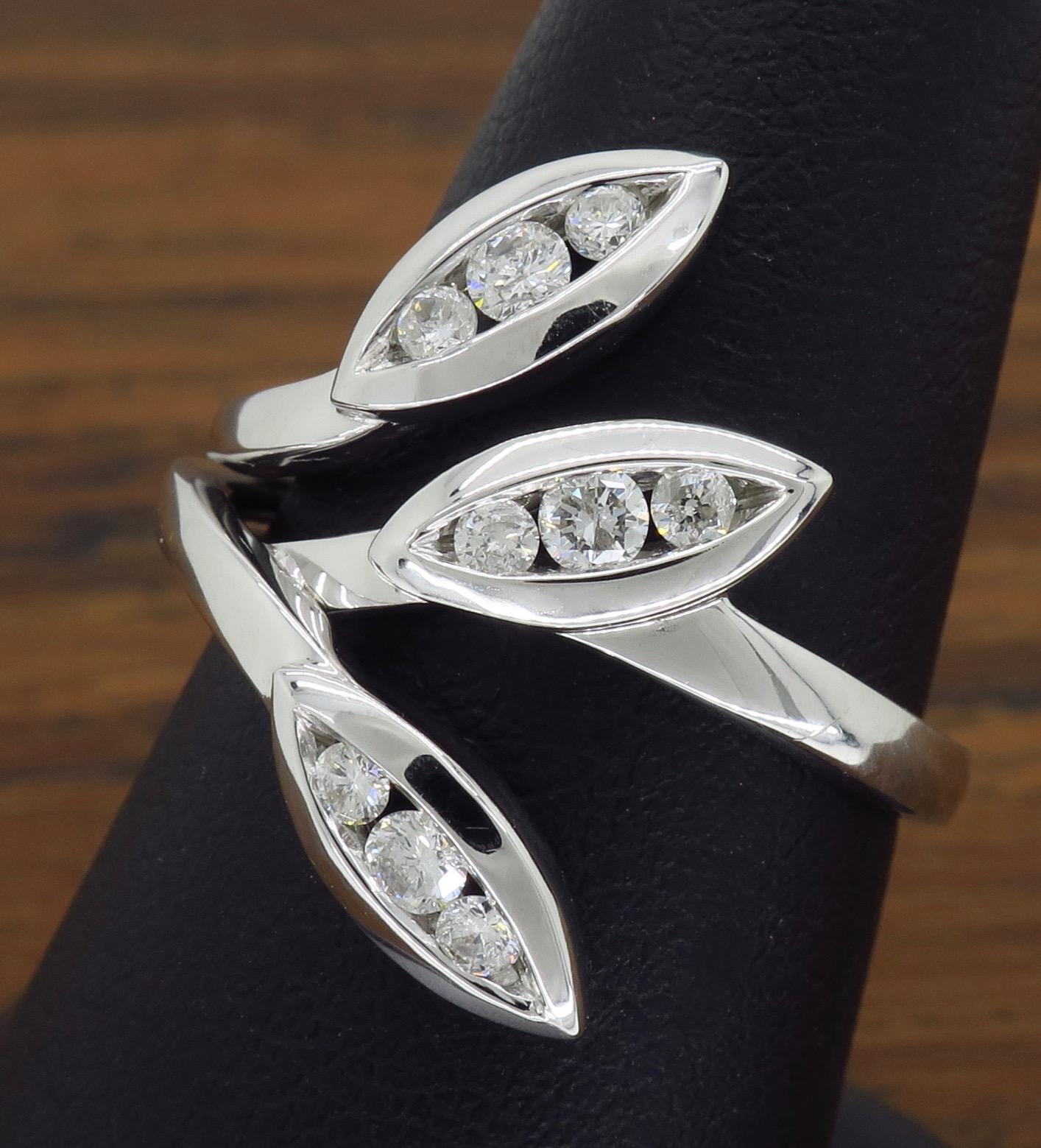 18 Karat White Gold Abstract Leaf Diamond Ring 3