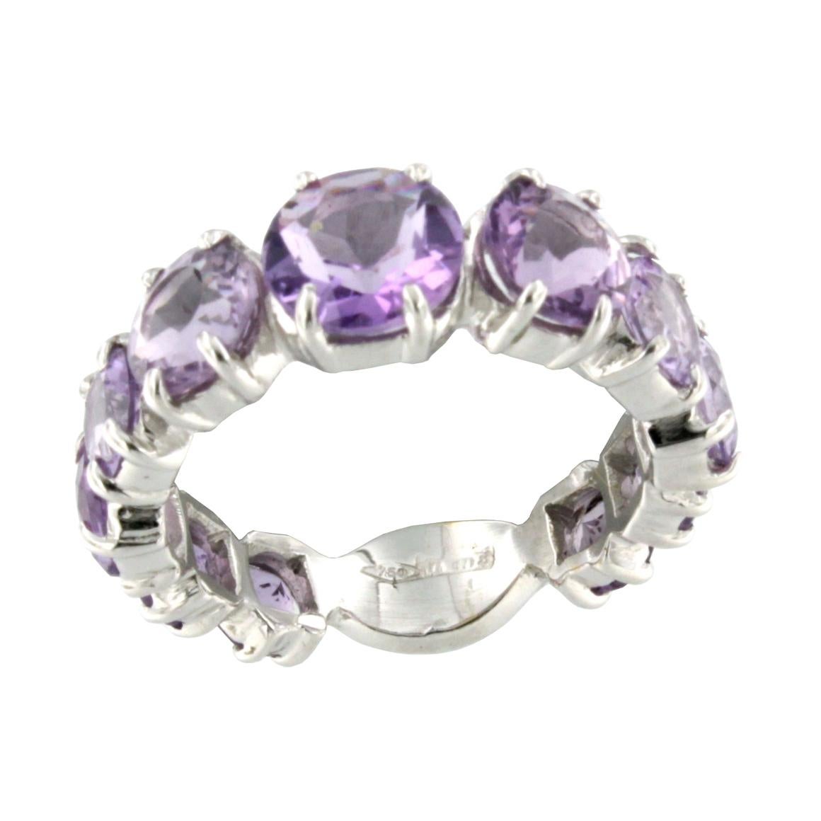 Round Cut 18 Karat White Gold Amethyst Classic and Modern Wedding Ring For Sale