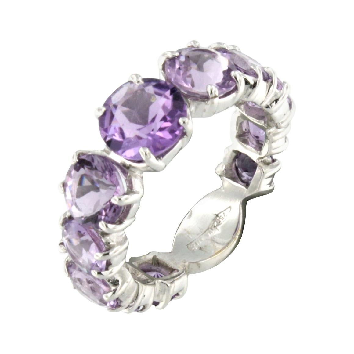 18 Karat White Gold Amethyst Classic and Modern Wedding Ring For Sale