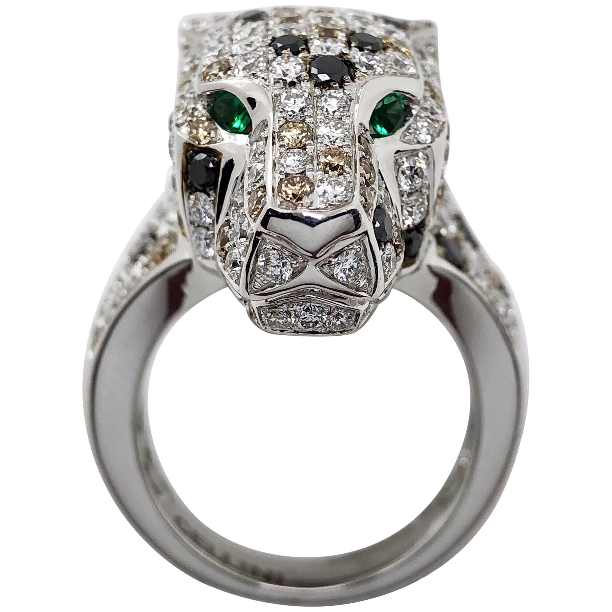 18 Karat White Gold and .55 Carat Diamond Panther Ring, Emerald Eyes For Sale