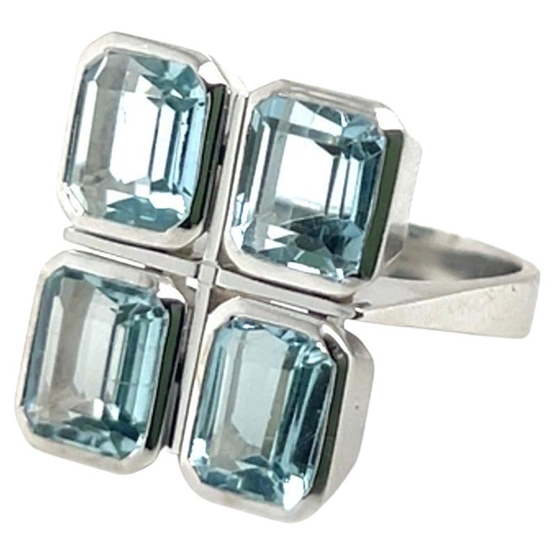 18 Karat White Gold and Aquamarine Modernist Ring, 1970s For Sale