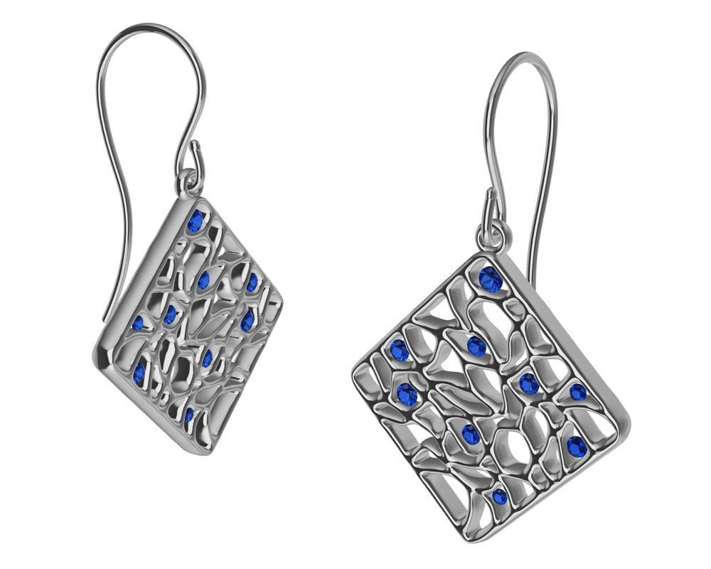 Contemporary 18 Karat White Gold and Blue Sapphire Seaweed Dangle Earrings For Sale