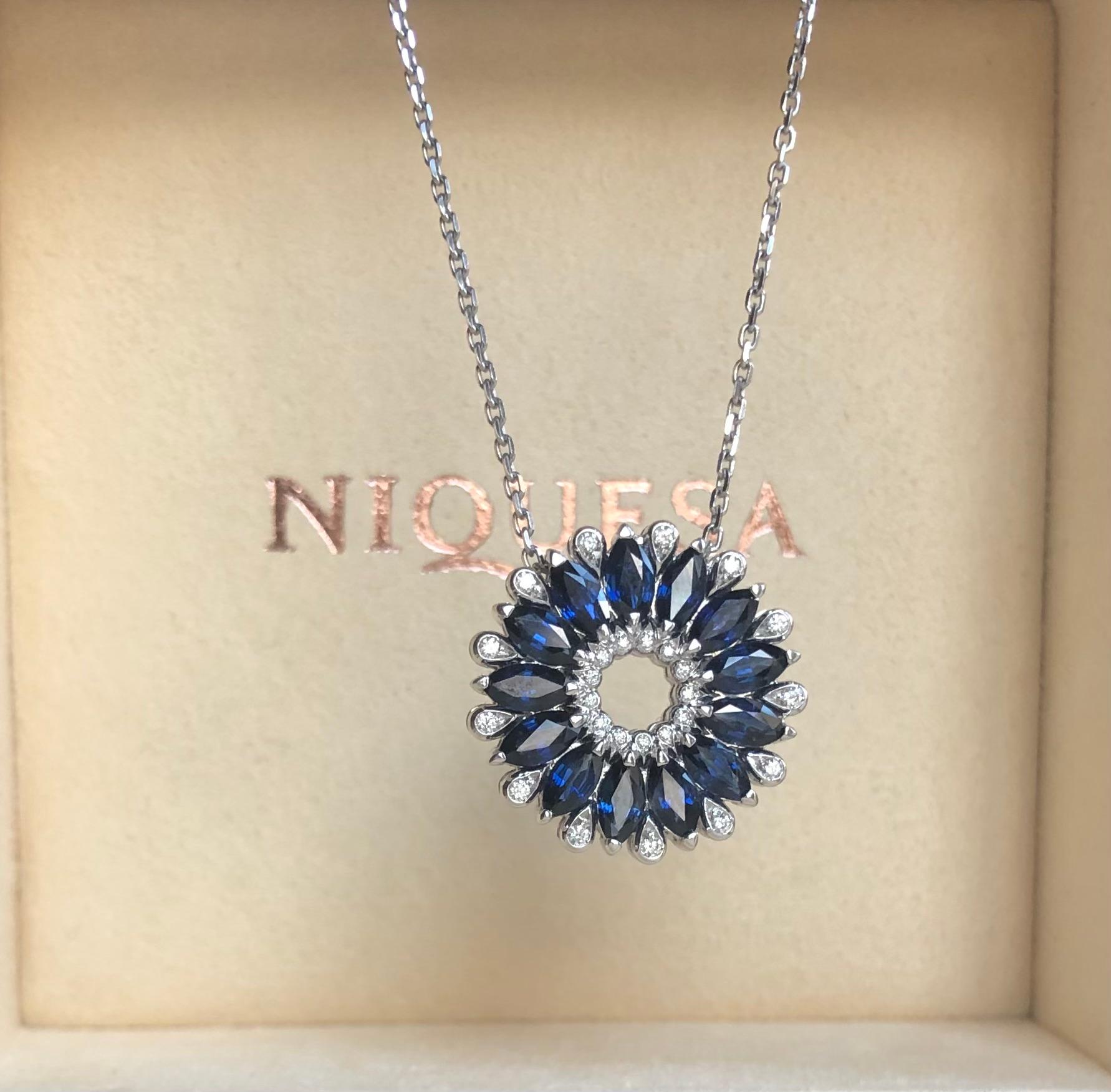 18 Karat White Gold and Blue Sapphires Petali Pendant by Niquesa In New Condition In London, GB