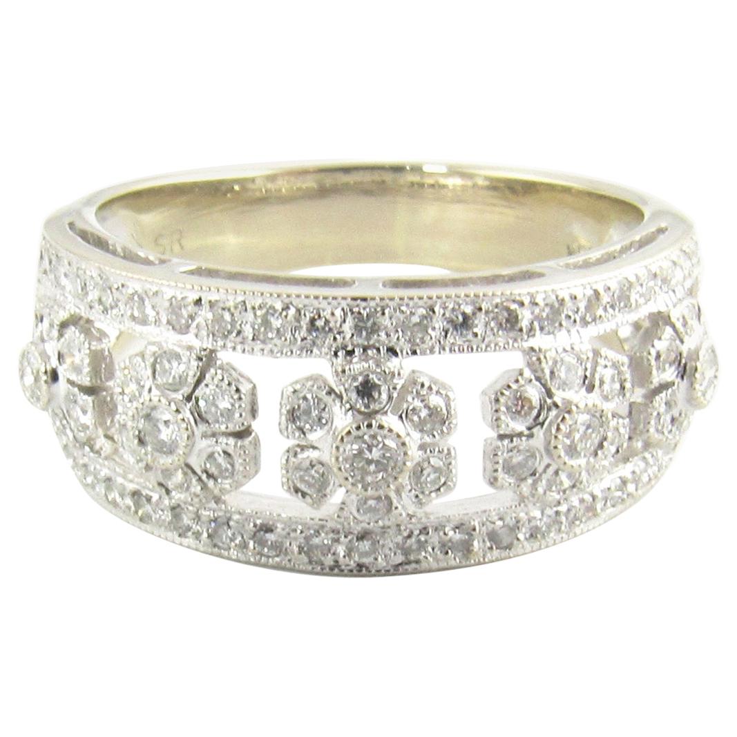 18 Karat White Gold and Diamond Band Ring For Sale