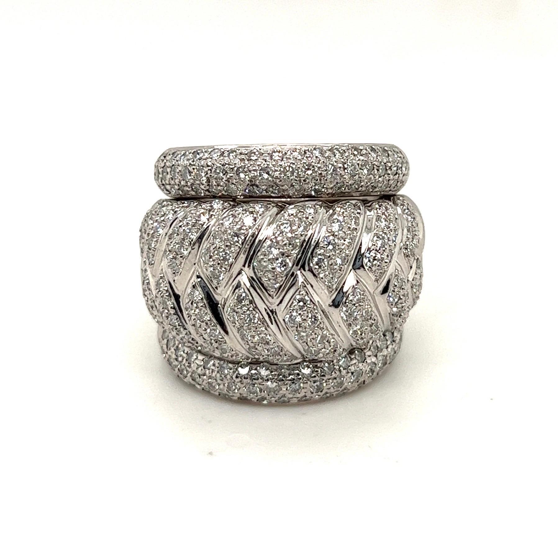 Contemporary 18 Karat White Gold and Diamond Cocktail Ring