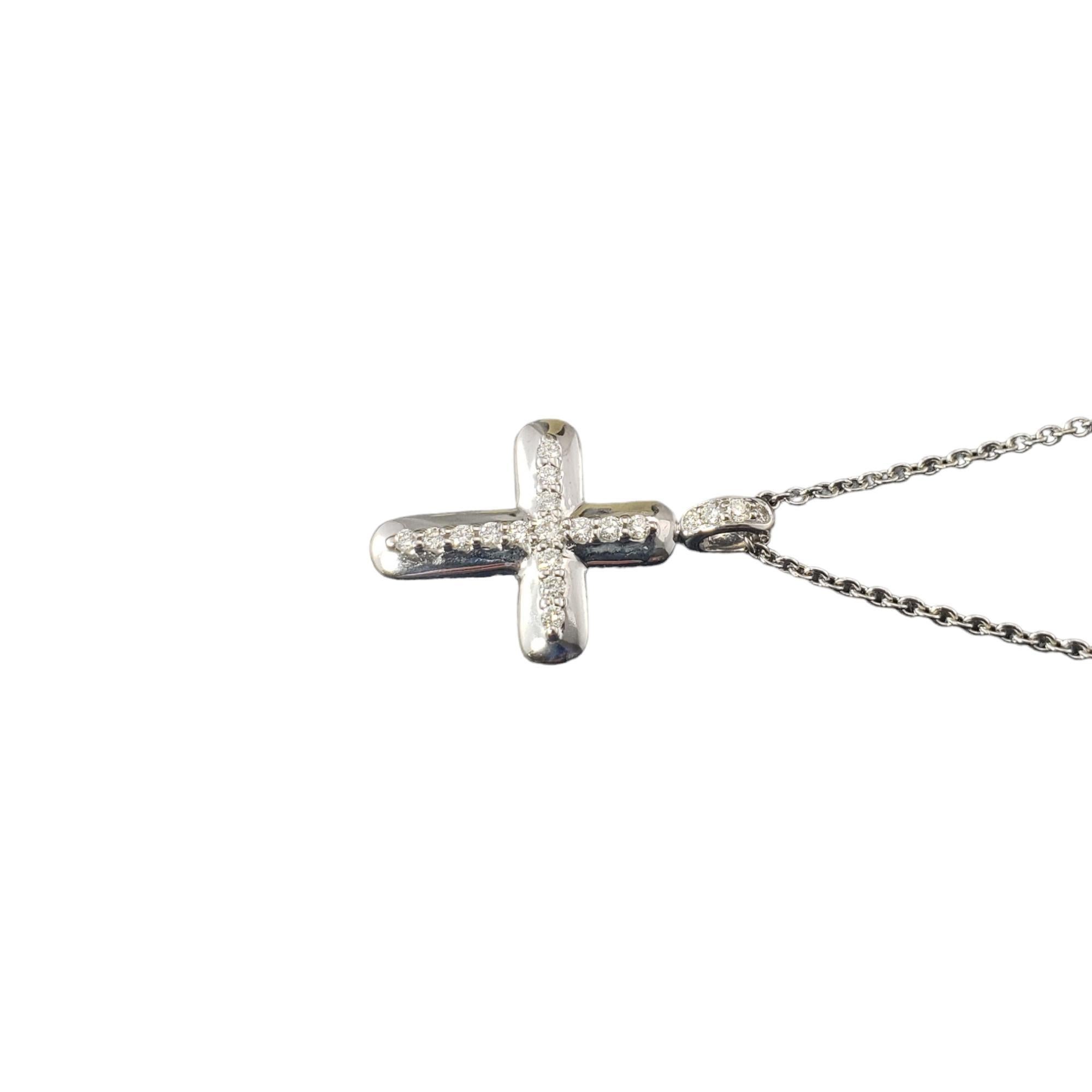 Brilliant Cut 18 Karat White Gold and Diamond Cross Pendant Necklace #17226 For Sale