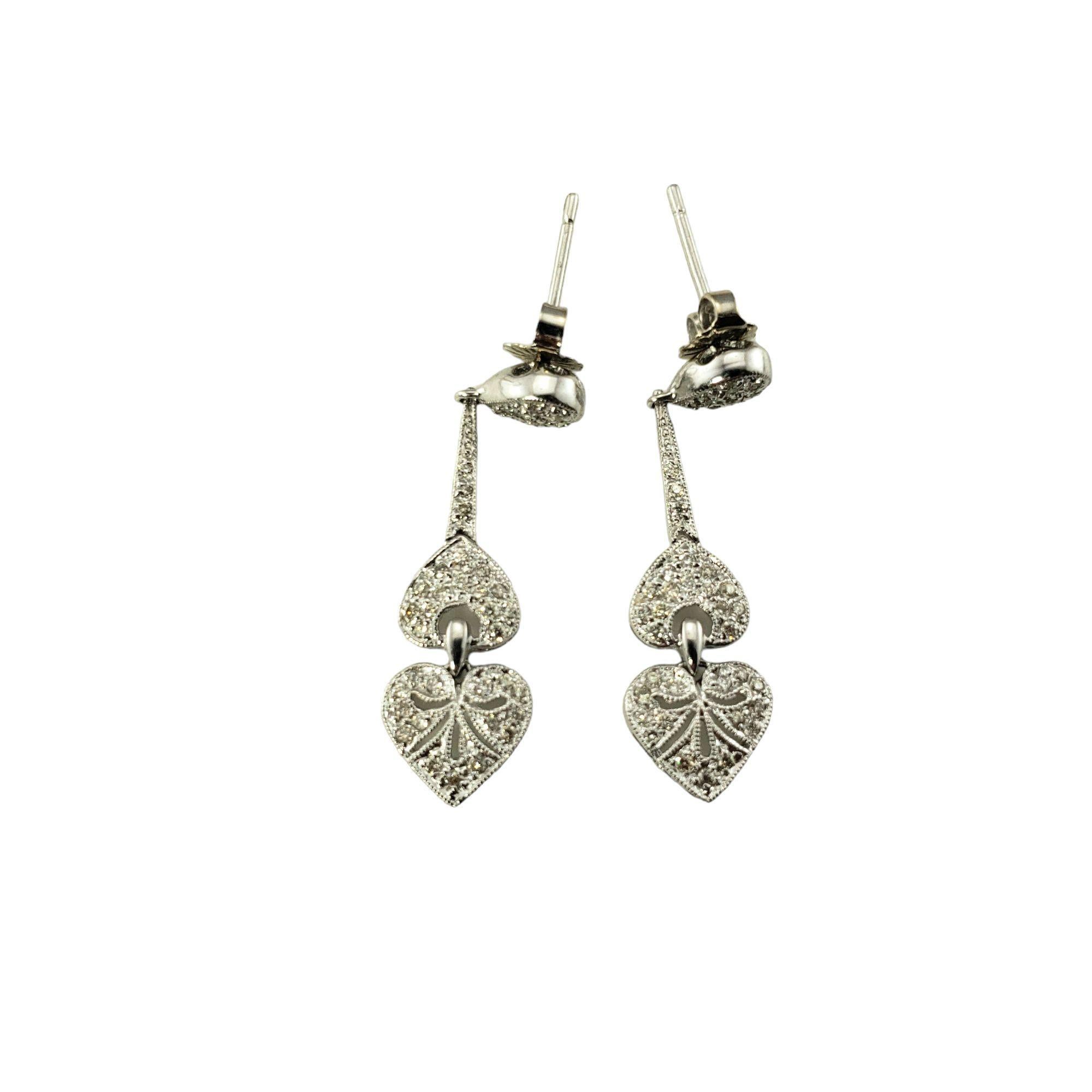 18 Karat White Gold and Diamond Heart Dangle Earrings #15269 In Good Condition For Sale In Washington Depot, CT